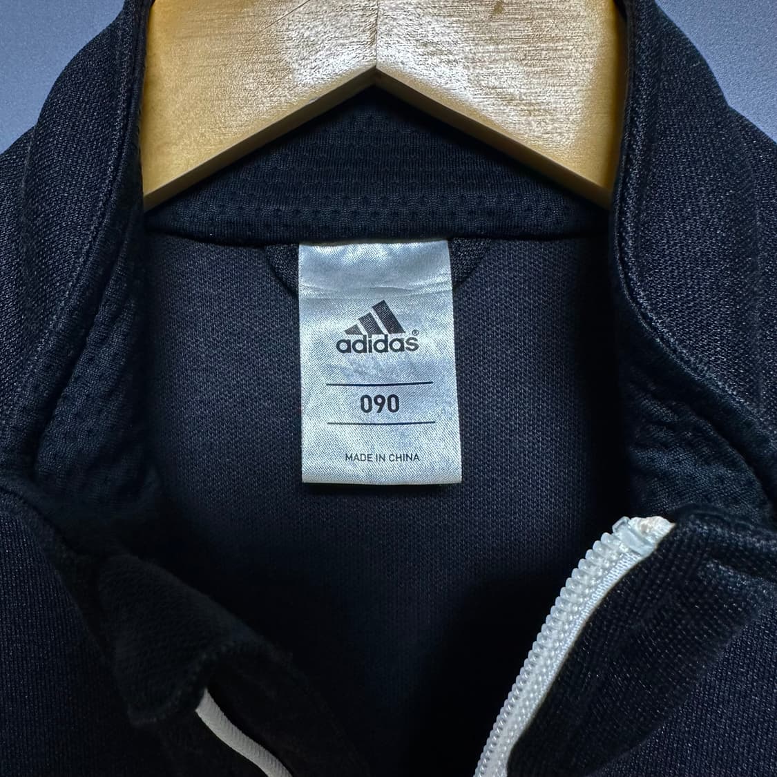 [S]아디다스 기본 검흰 트랙탑 져지 상품이미지3