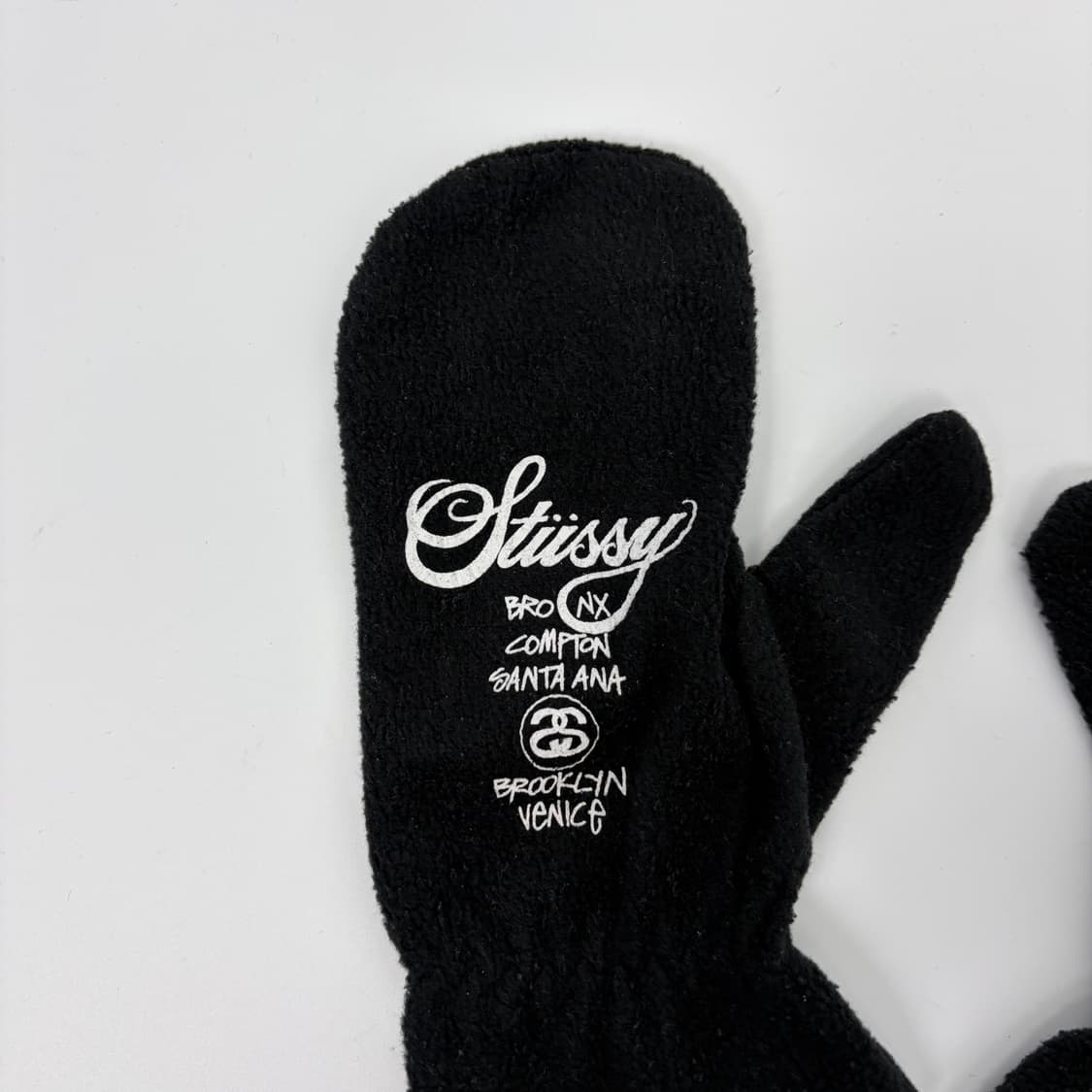 스투시 로고 장갑 상품이미지2