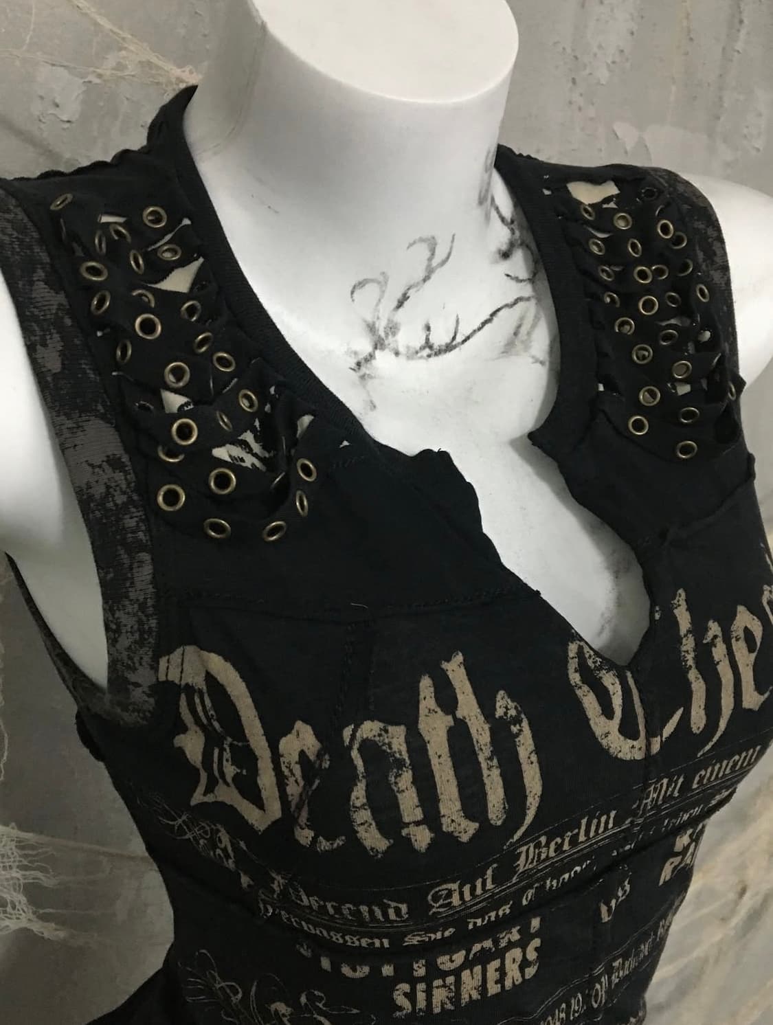 Salvage Punching Net Detail Sleeveless 상품이미지3