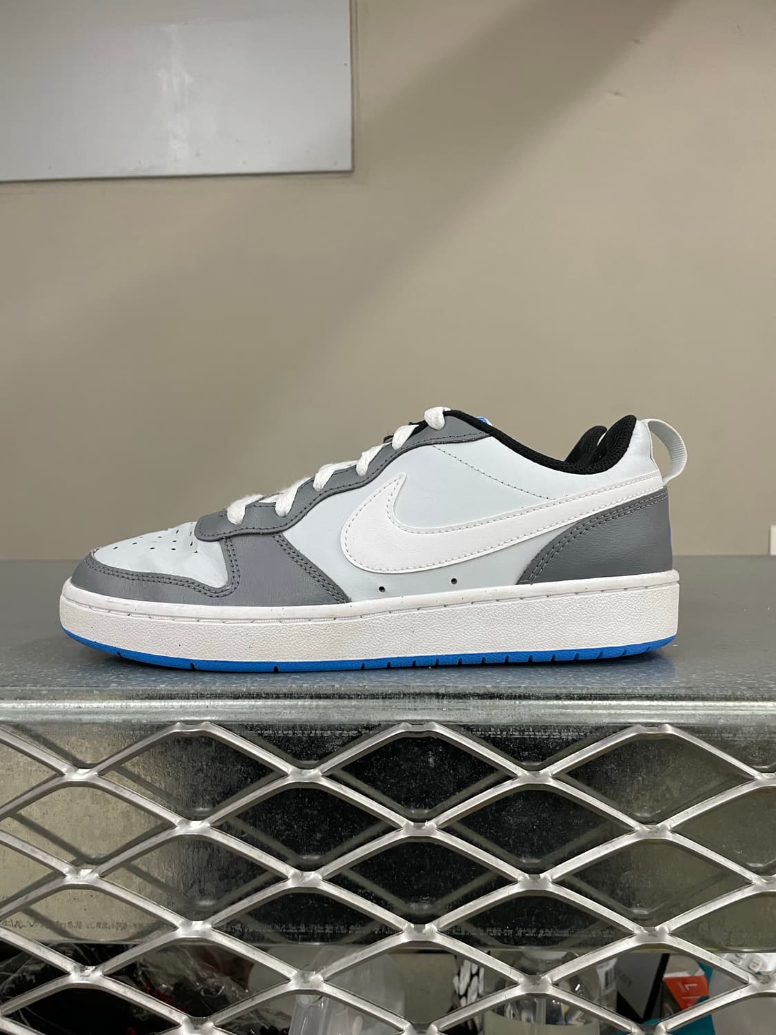 나이키 코트 버로우 플래티넘 쿨 그레이 240 상품이미지1