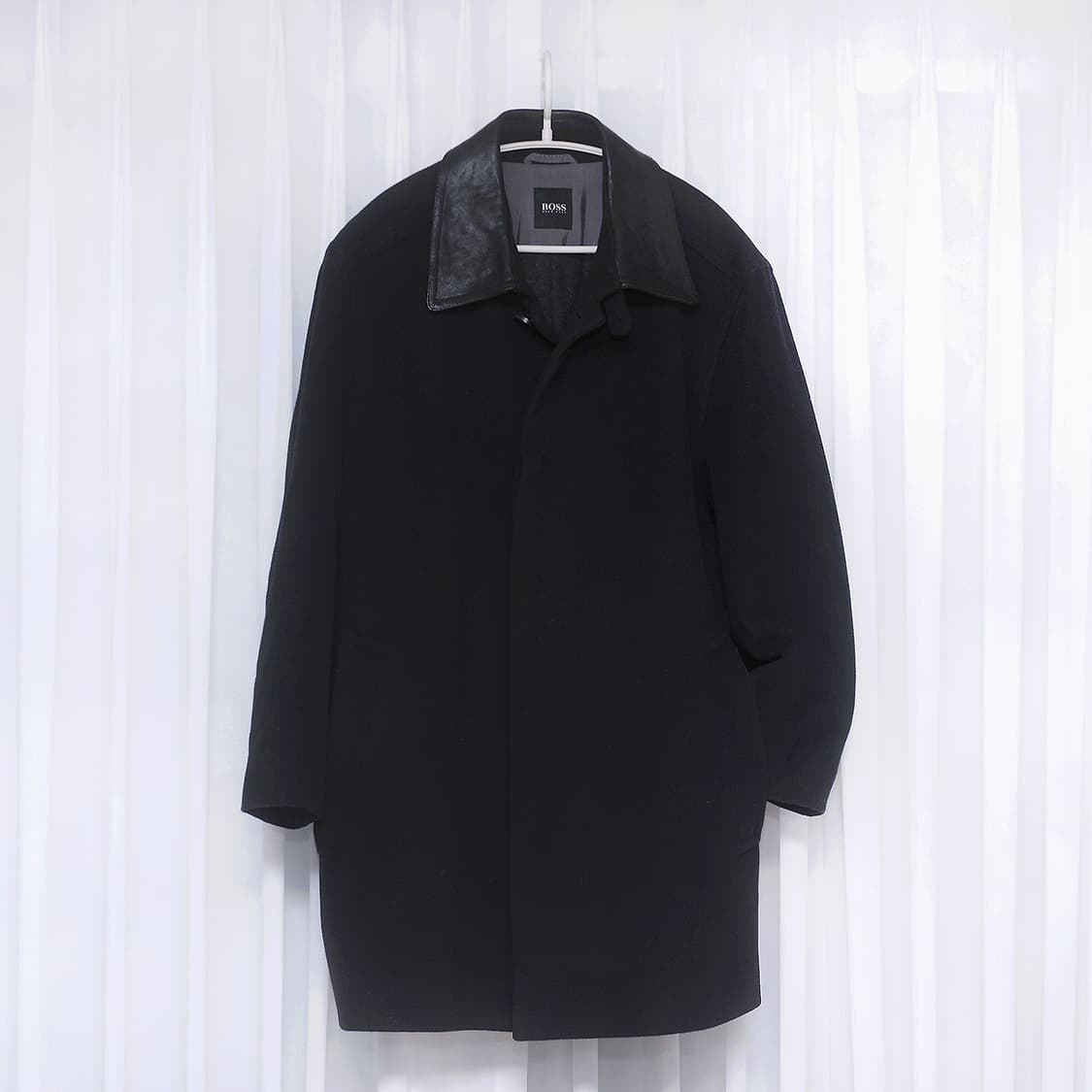 휴고 보스 가죽 넥카라 버진울 캐시미어 싱글 맥코트 (100-105) 상품이미지1