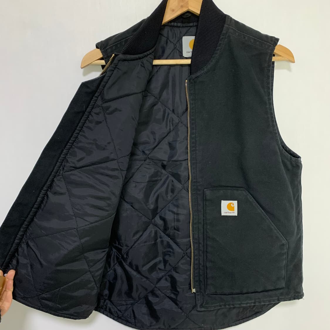 칼하트 빈티지 베이직 블랙 베스트 워크자켓 남녀공용 상품이미지7