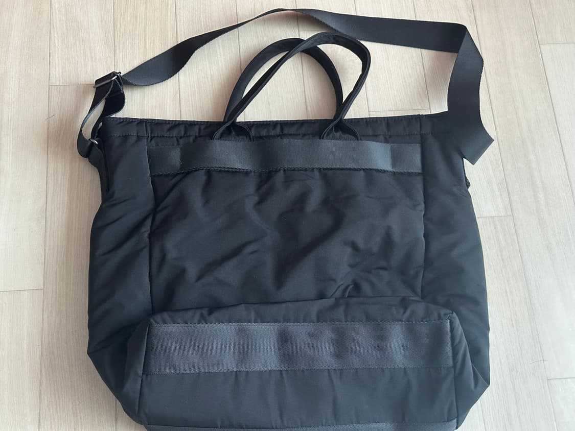 유니클로 토트백 상품이미지1