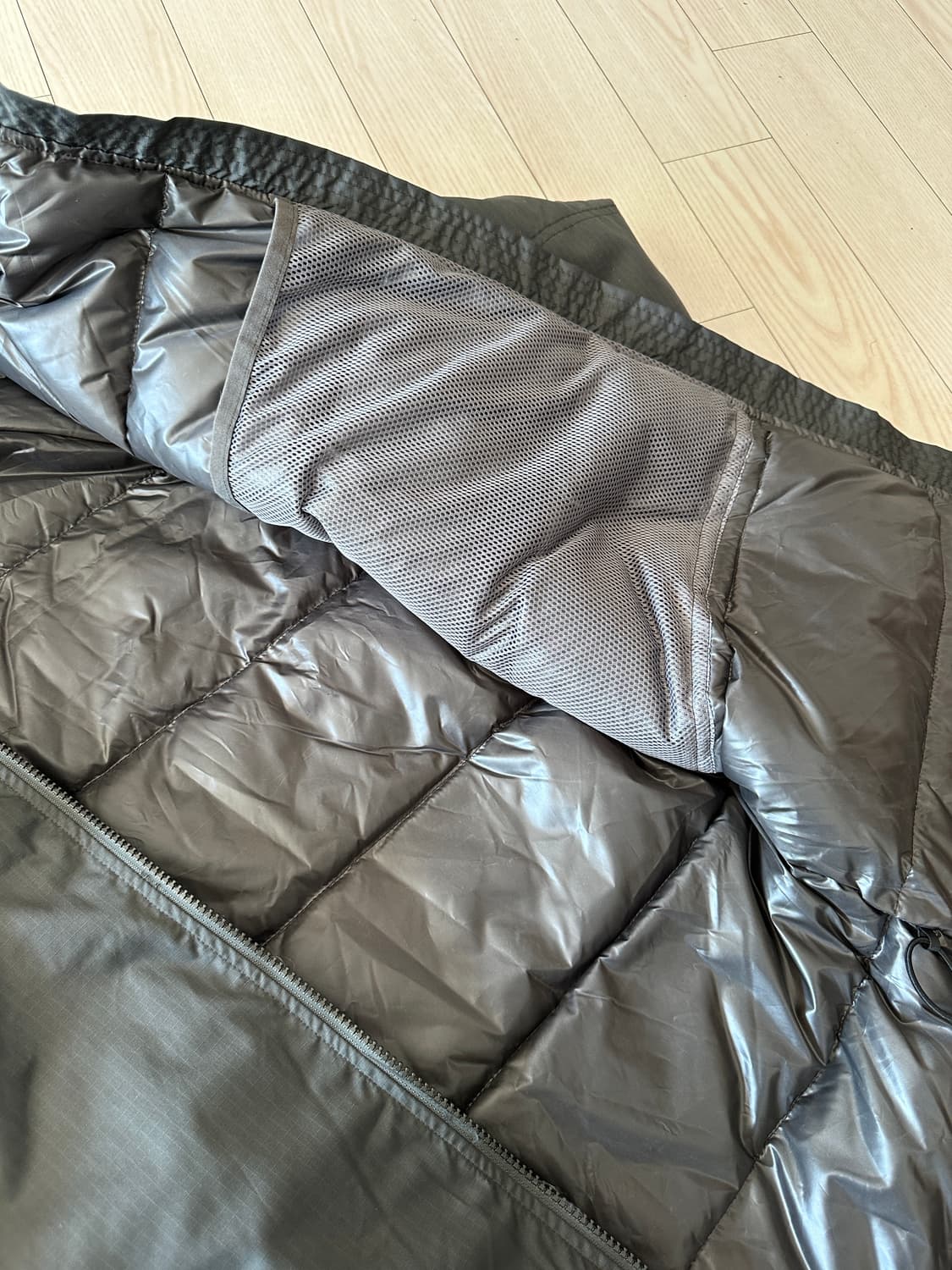 Taion x gloster level7 down jacket 상품이미지10