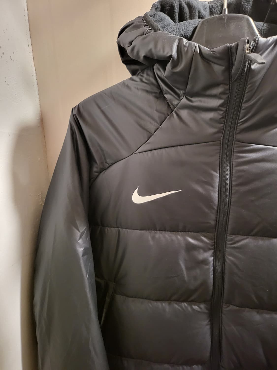 나이키 써마핏 프로 롱패딩 상품이미지2