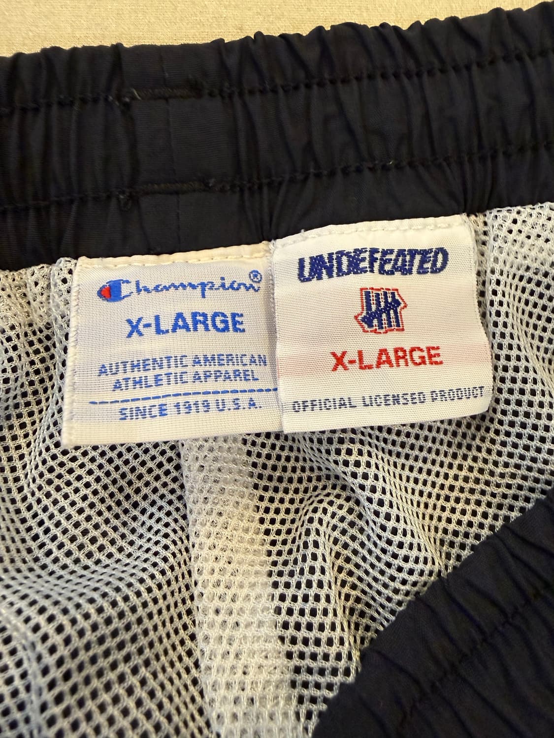 [XL] 챔피온 x 언디핏 콜라보 나일론 트랙 팬츠 블랙 상품이미지3