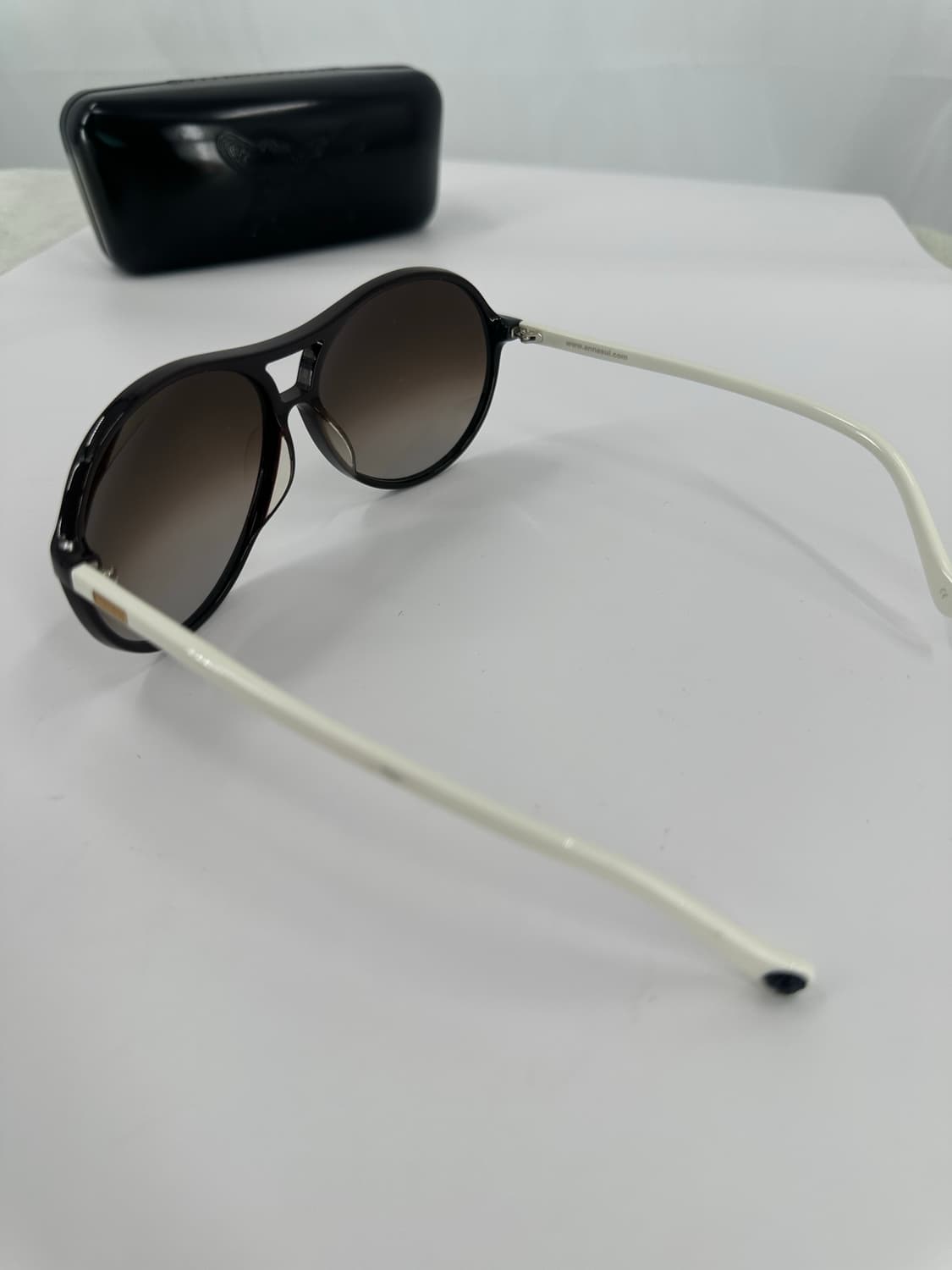 [새상품 무료배송] 정품 안나수이 Made in Italy 선글라스 상품이미지5