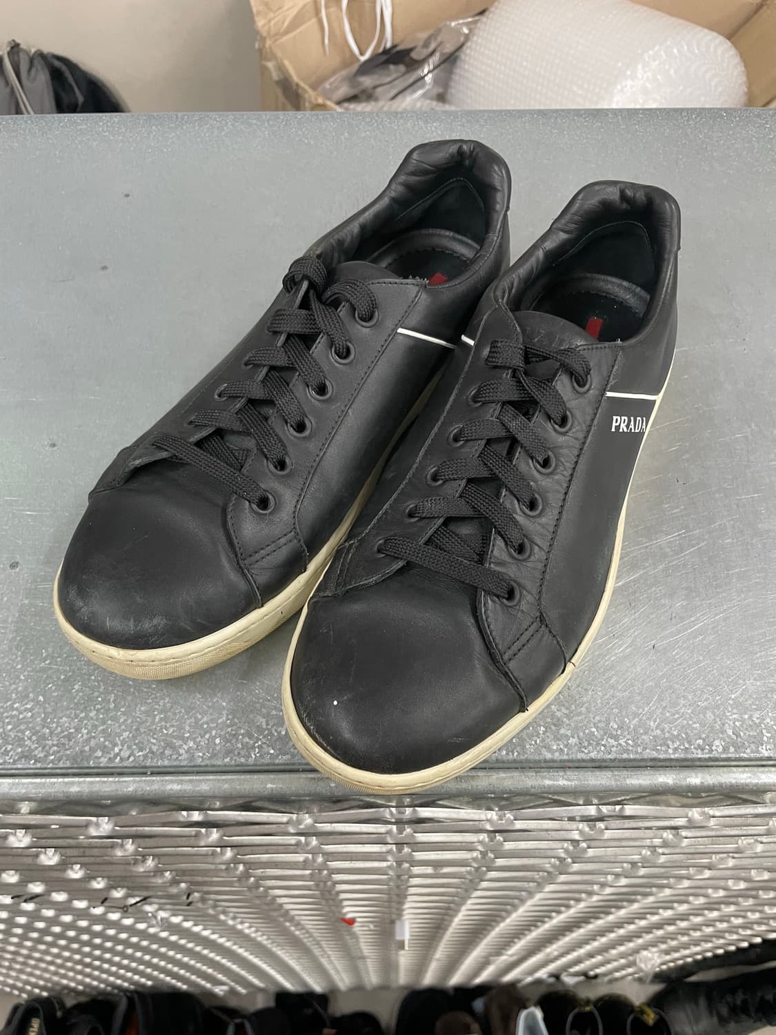 프라다 레더 스니커즈 블랙 6.5  (gr-4273) 상품이미지2