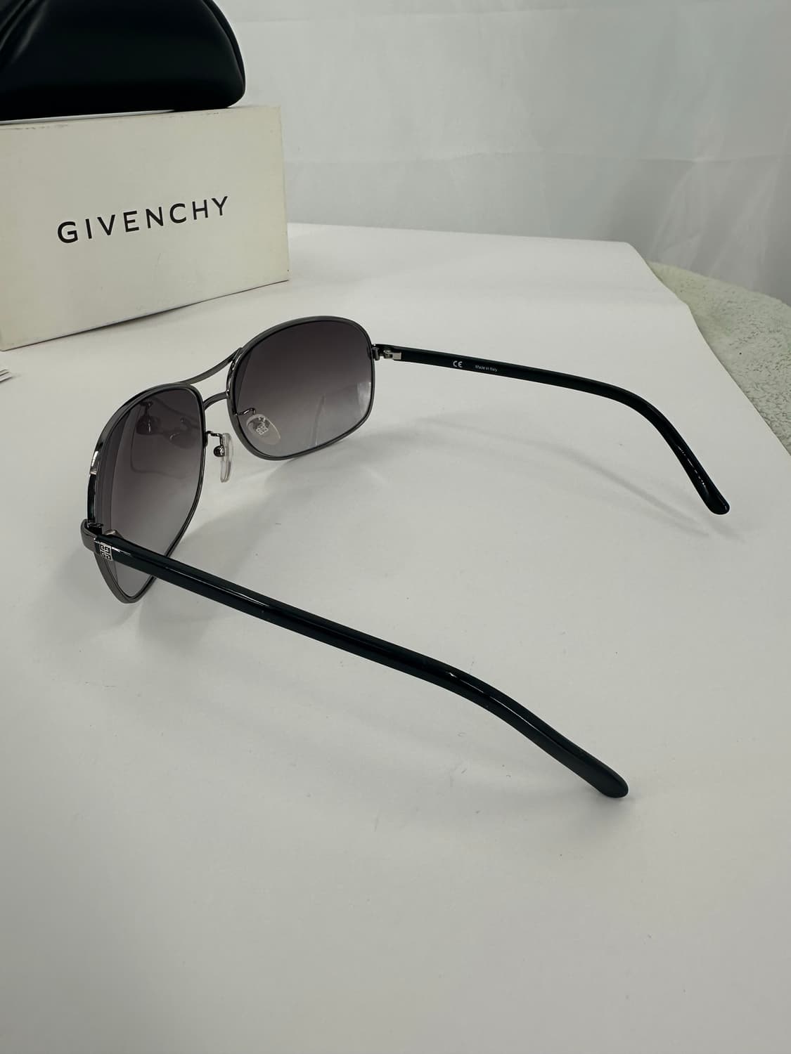 [새상품 무료배송] 정품 지방시 Made in Italy 선글라스 상품이미지5