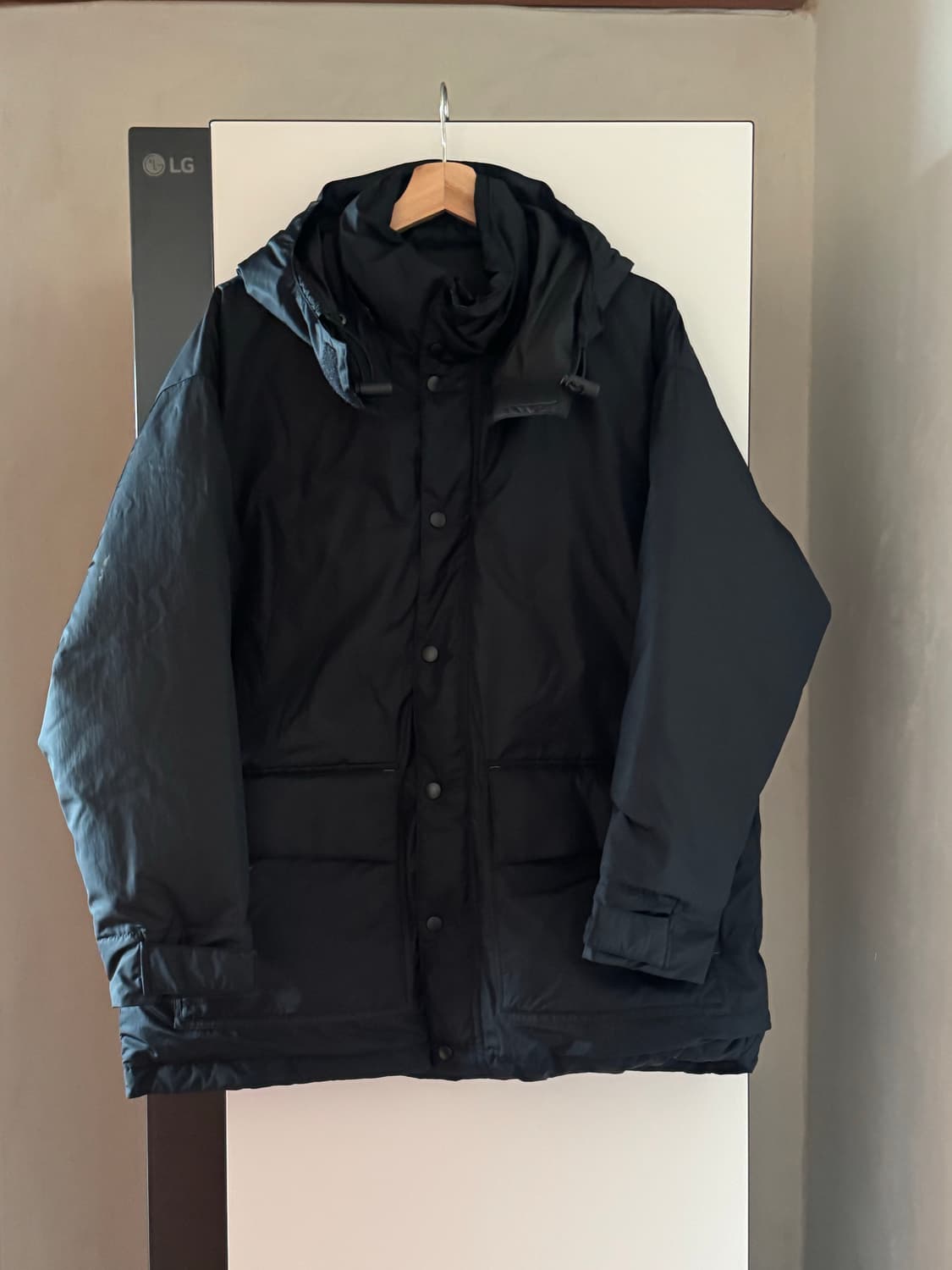 포터 클래식 쉰 나일론 다운 재킷 블랙 2 상품이미지8