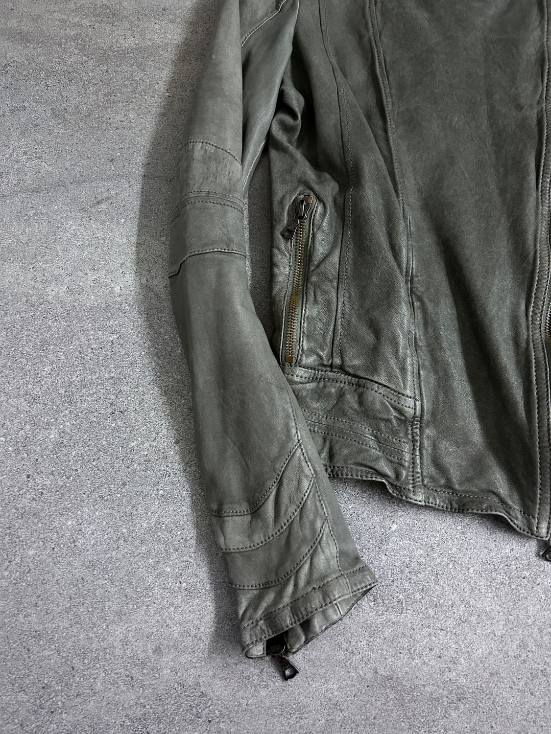 Drome 인시젼 사선 지퍼 램스킨 자켓 상품이미지3