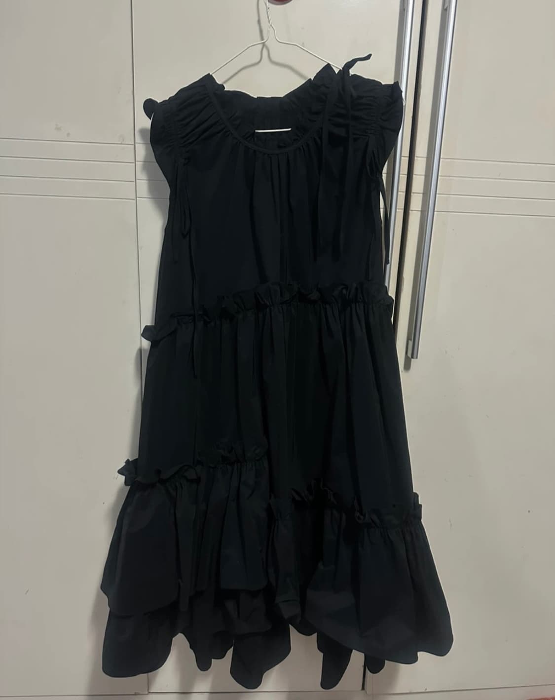 코스모스 cosmoss 리본 러플 드레스 상품이미지3