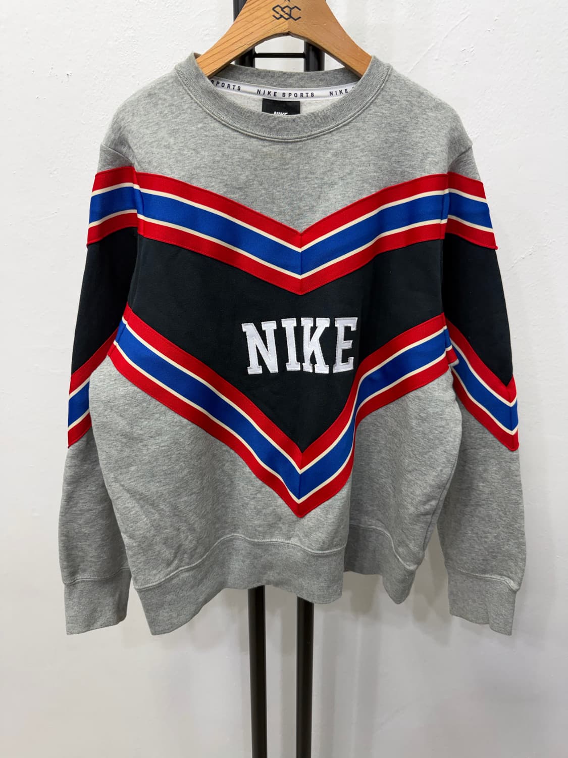 정품) 나이키 여성 오버핏 맨투맨 L  상품이미지1