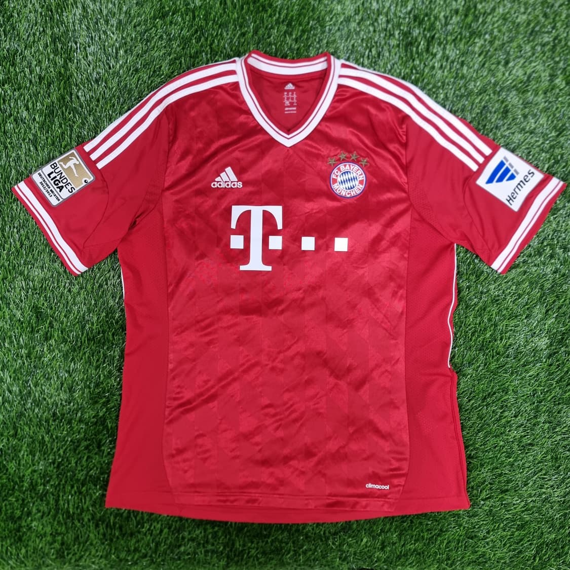 13-14시즌 바이에른 뮌헨 홈 유니폼 #21 필립 람 상품이미지2