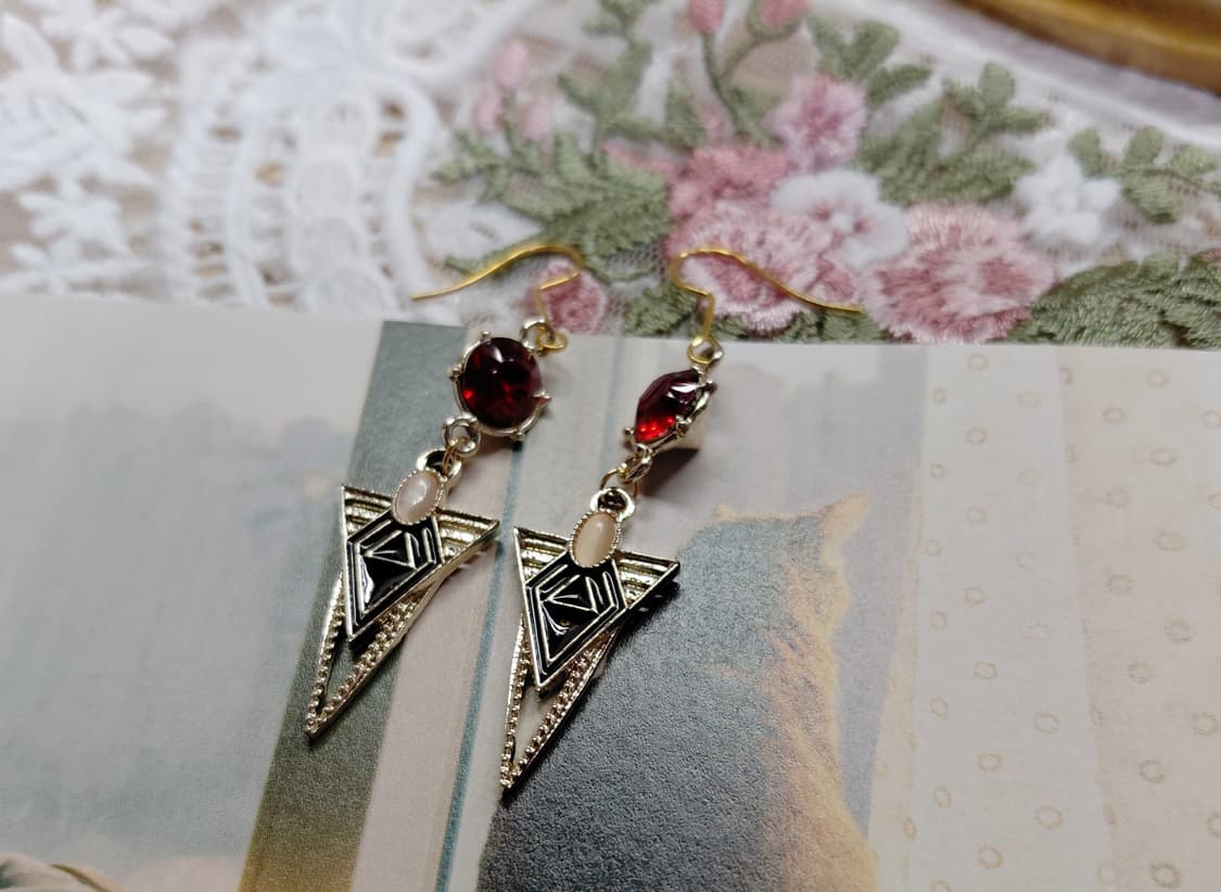 새제품. 핸드메이드) 아르데코st 삼각 큐빅 드롭 귀걸이 상품이미지6