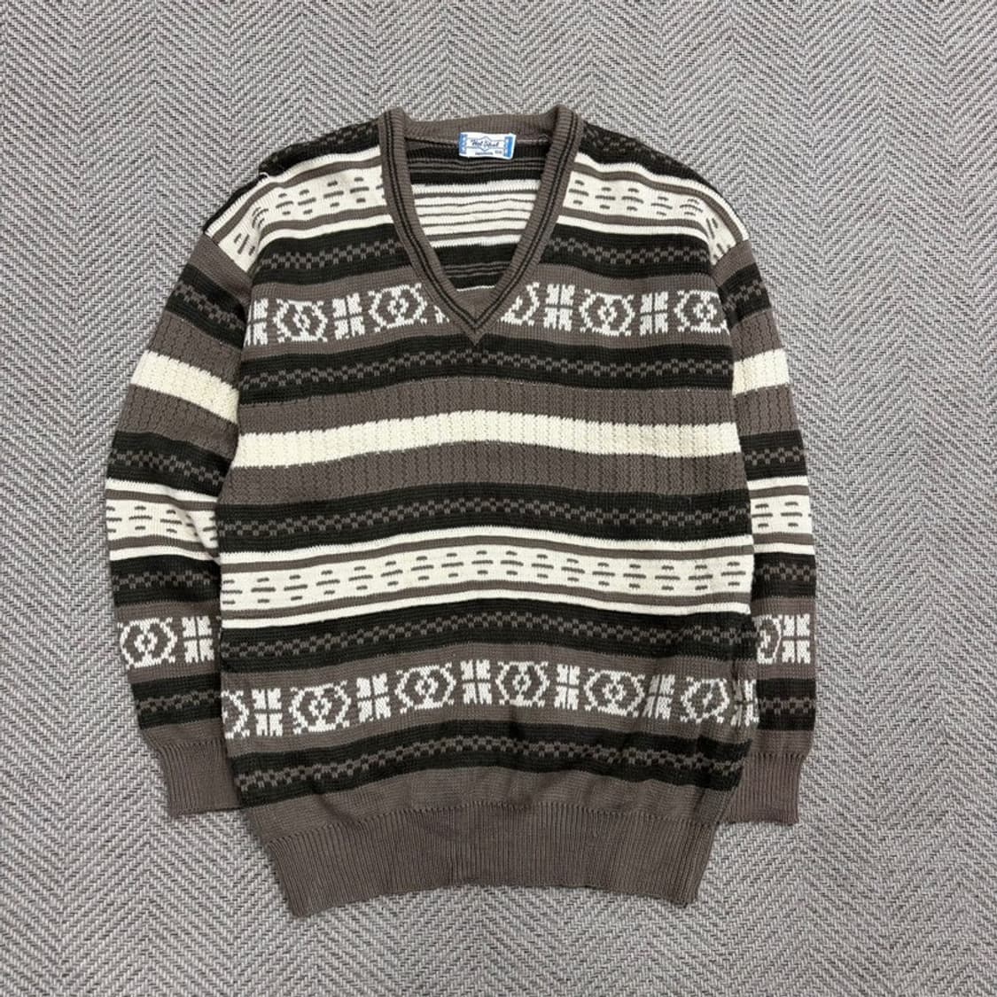 에스닉 패턴 브이넥 니트 v1653 상품이미지1