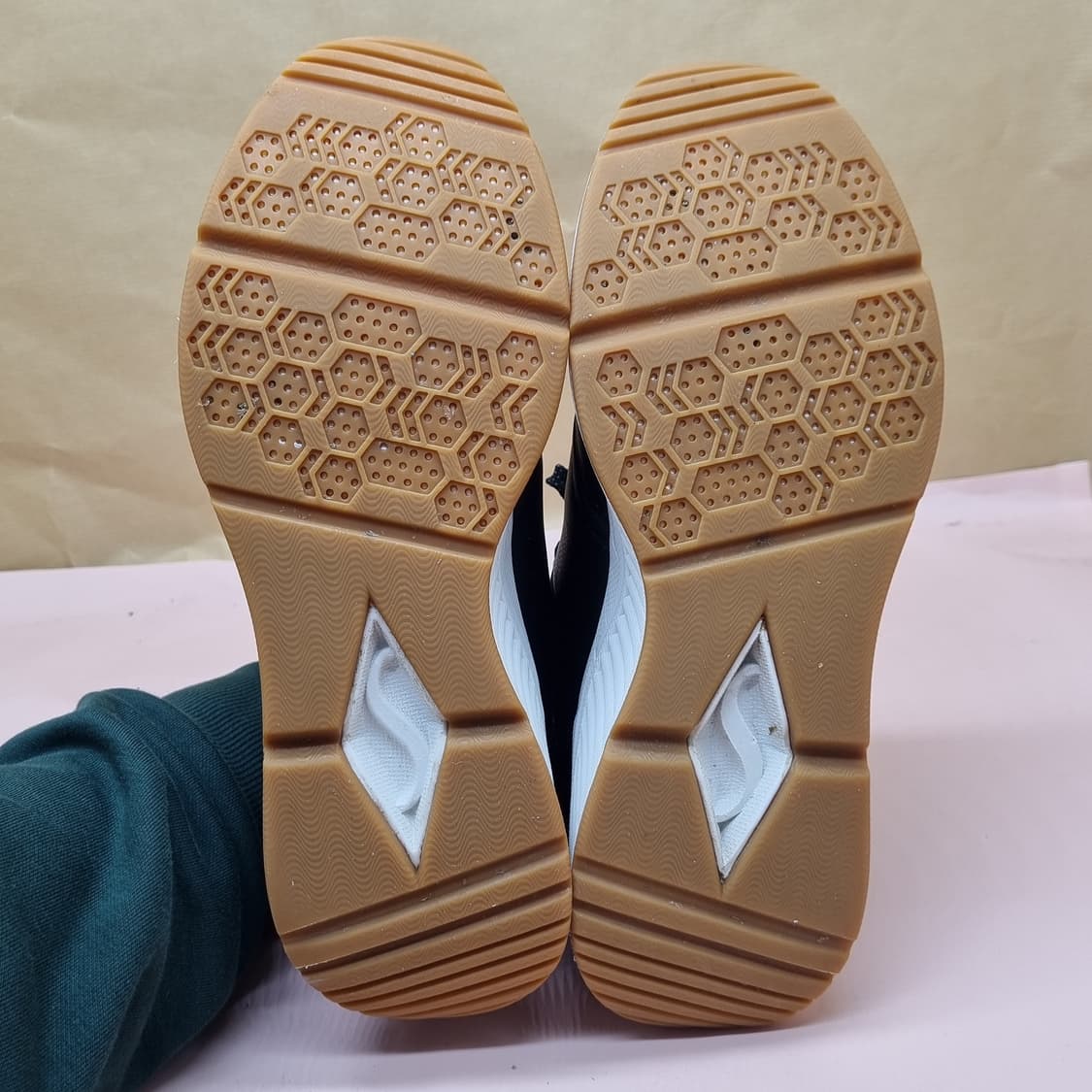 스케쳐스 아치핏 여성운동화245 상품이미지3