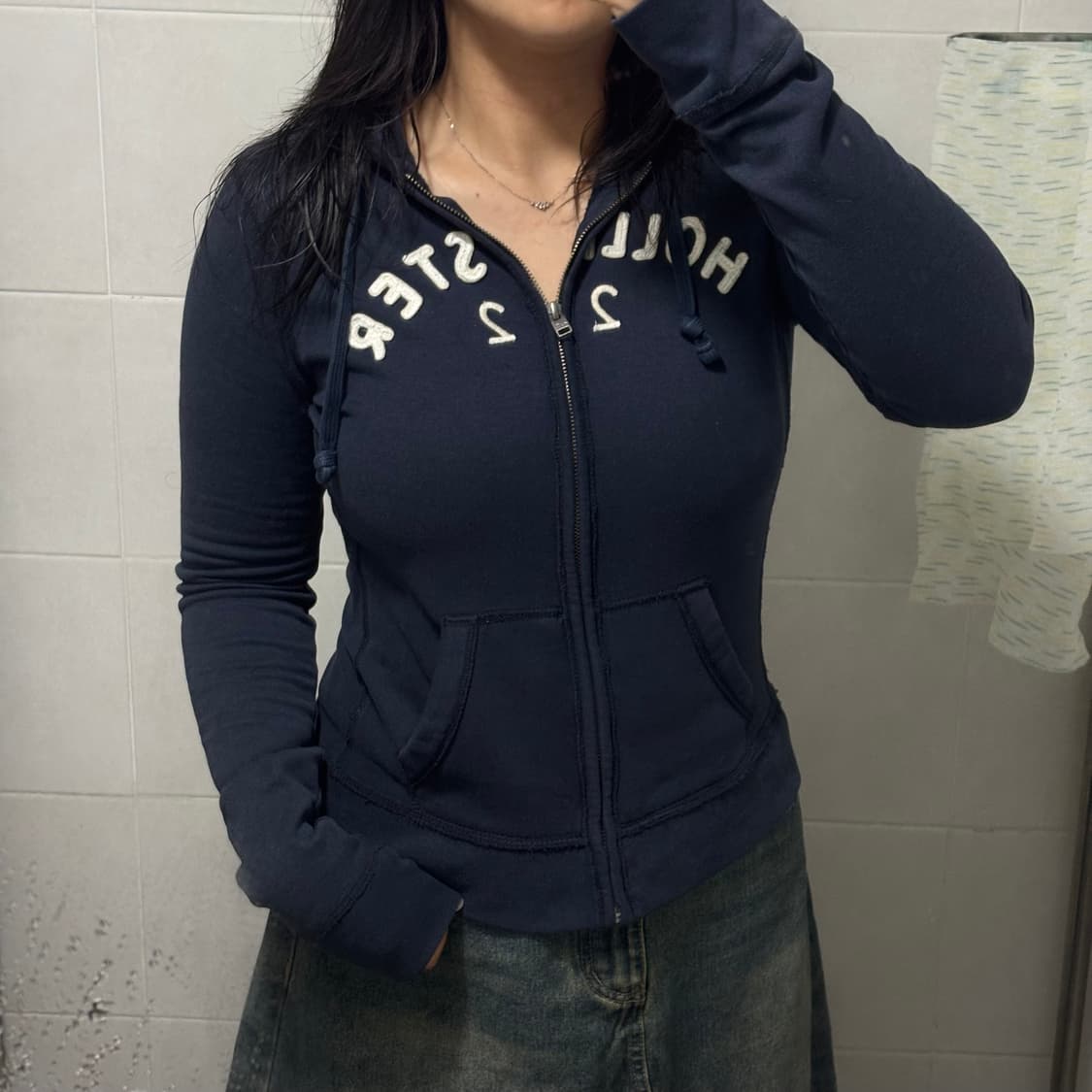 홀리스터 아치로고 네이비 딱붙 후드집업 상품이미지5