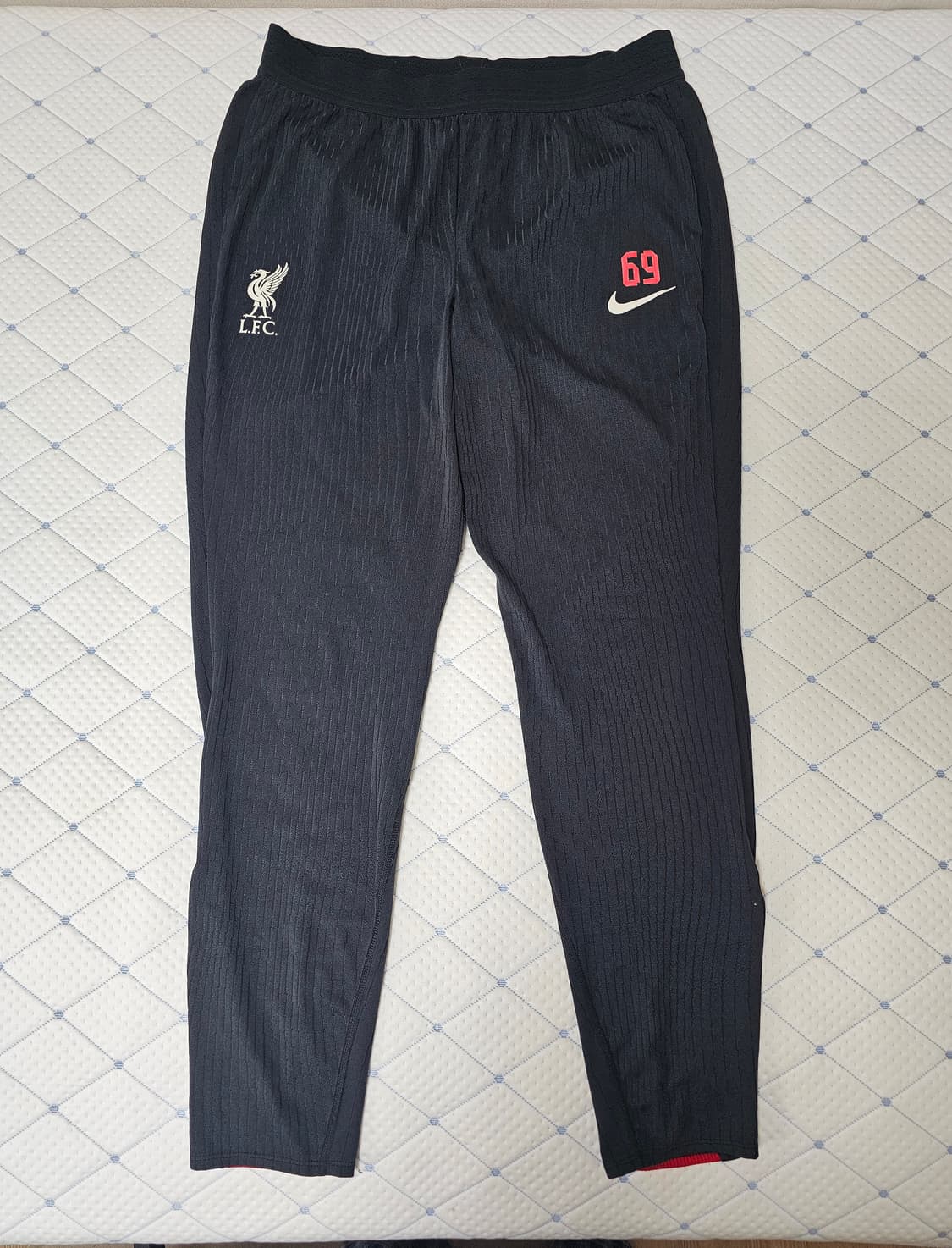 2425 나이키 리버풀 전반기 지급용 ADV 베이퍼니트 팬츠 트레이닝 상품이미지1
