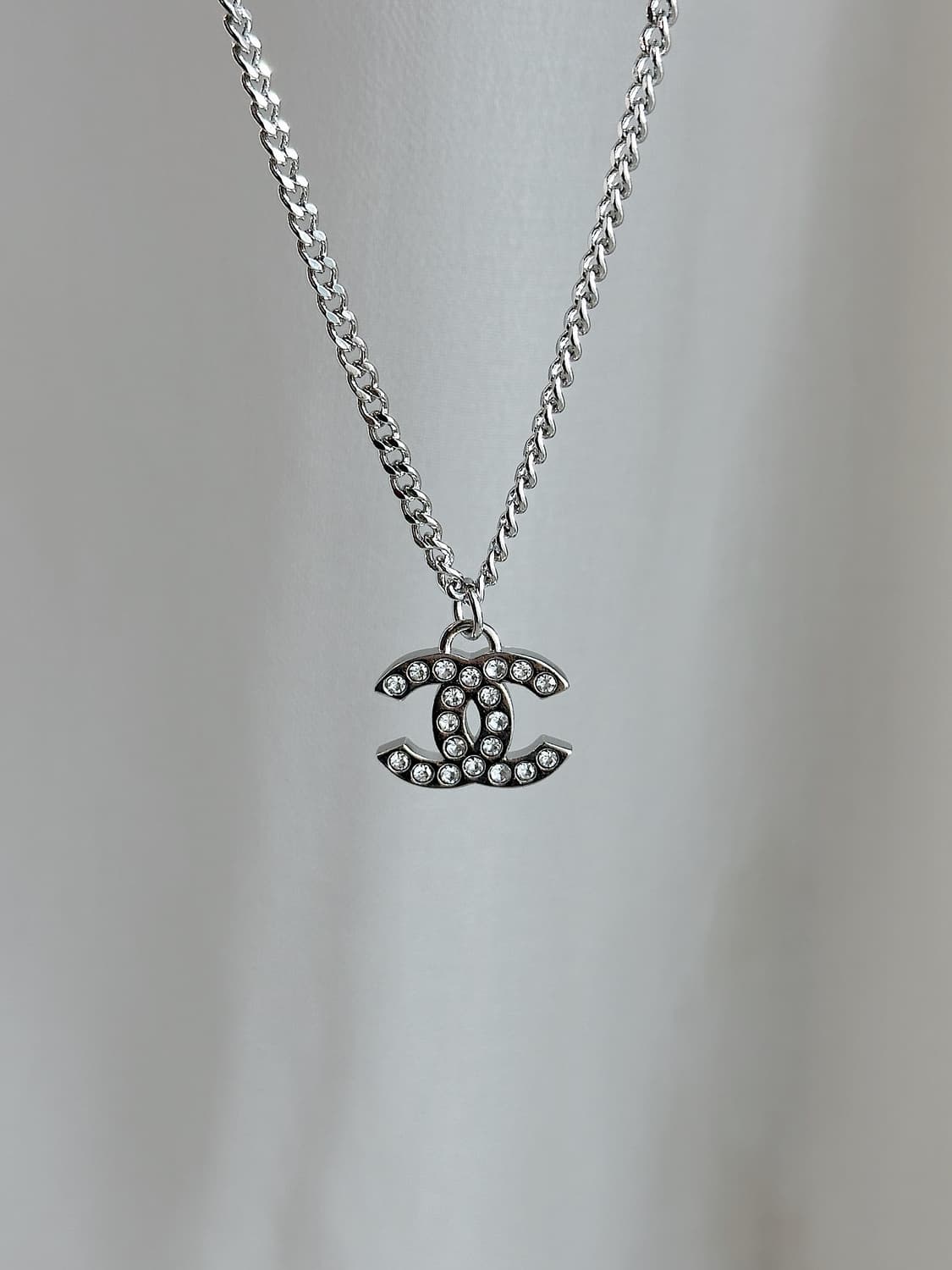 샤넬 크리스탈 팬던트 목걸이 상품이미지3