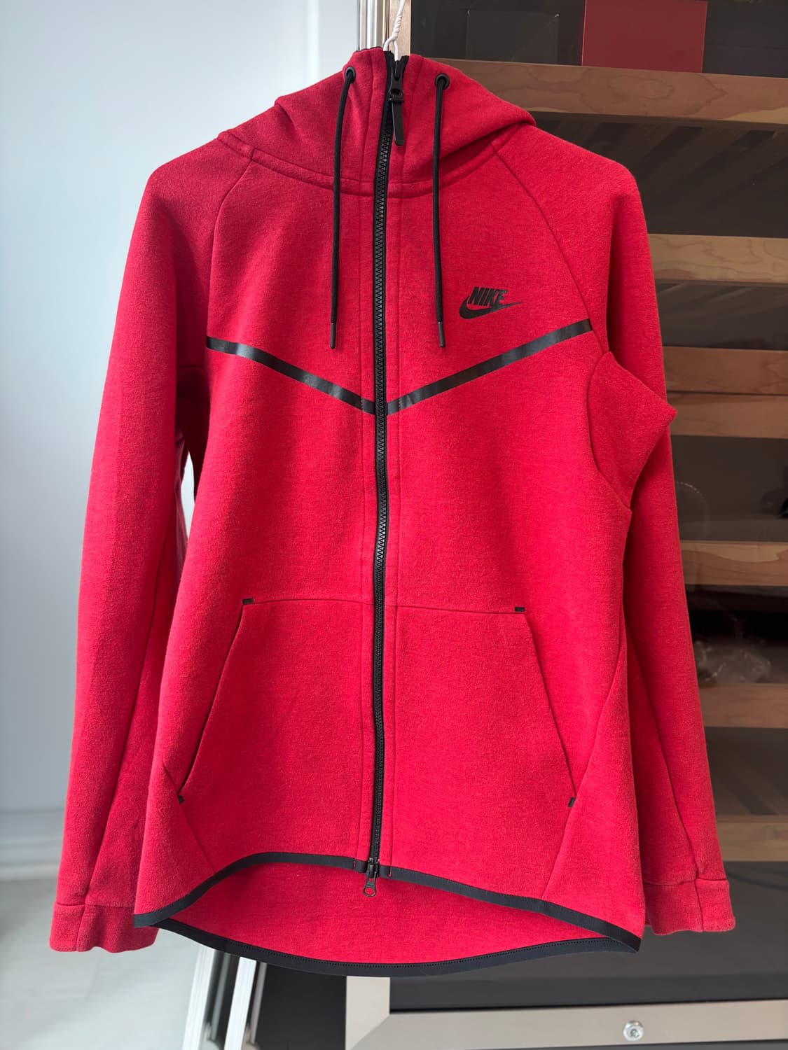 나이키 테크팩 레드 상품이미지1