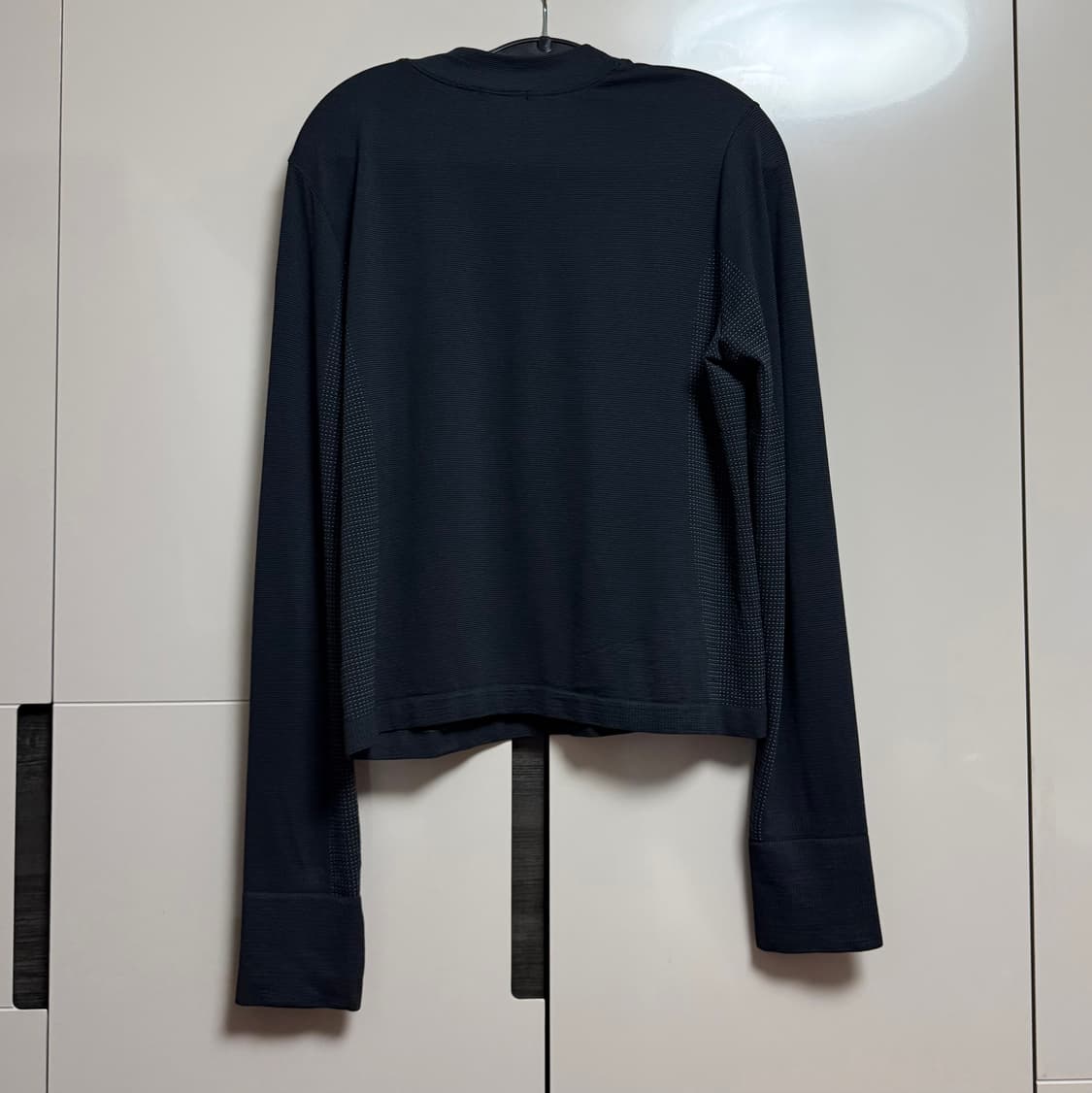 XL (W) 나이키 ACG 델타 리버 드라이핏 ADV 롱슬리브 블랙 상품이미지2