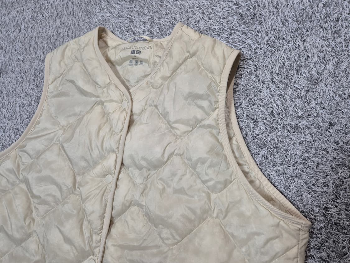 유니클로 여성 경량 다운 롱패딩 조끼 M 상품이미지3