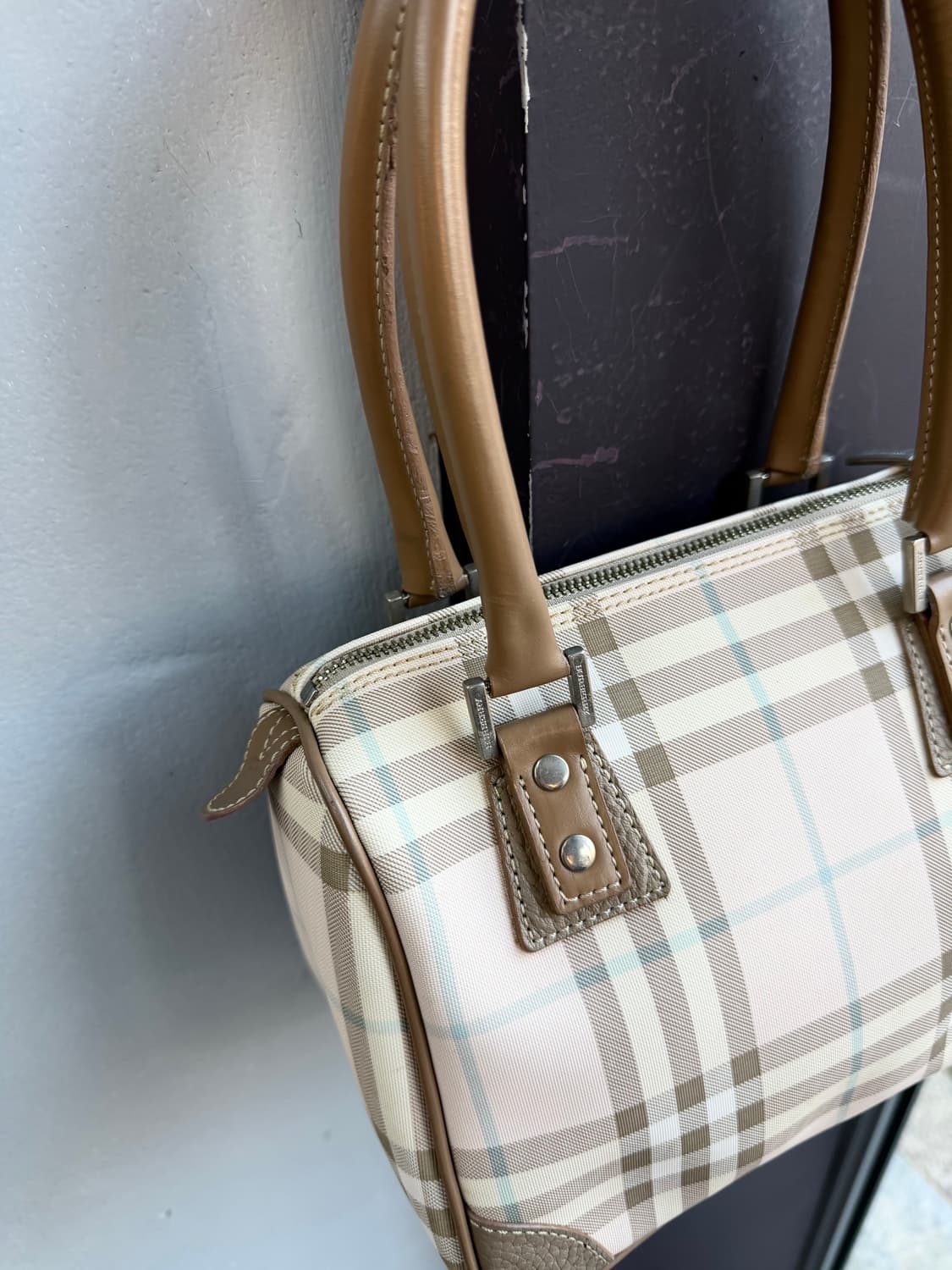 버버리 핑크 하우스 스피디 미니백 상품이미지4