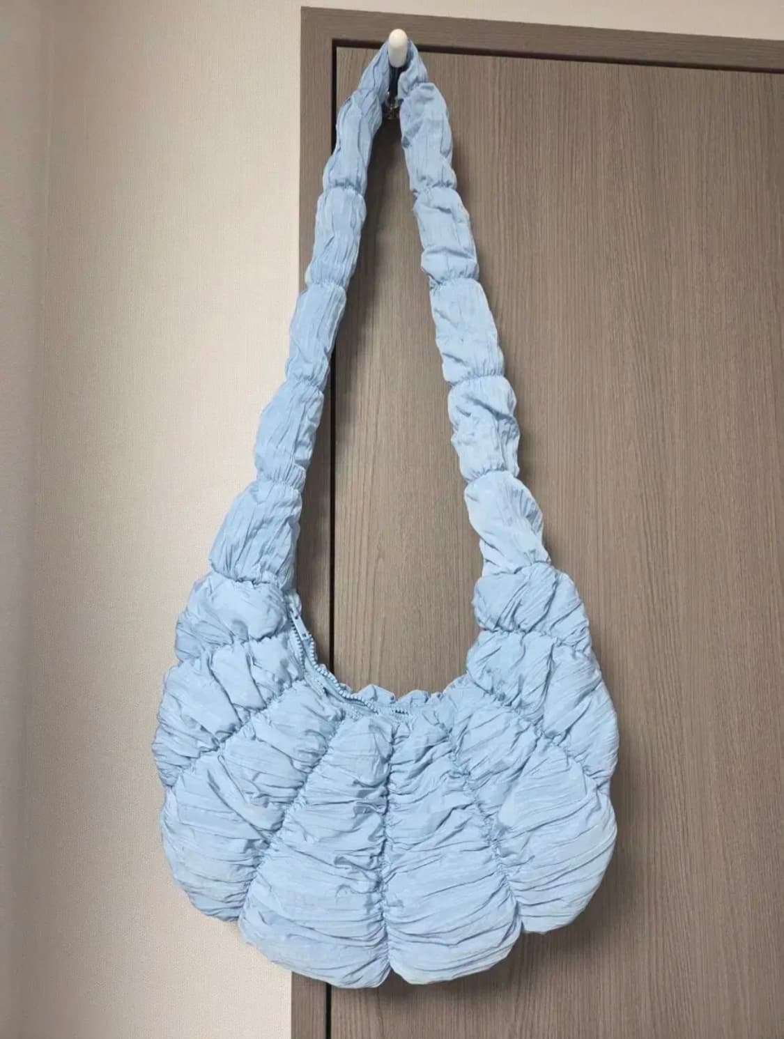 코스 리플 바디크로스백 상품이미지1