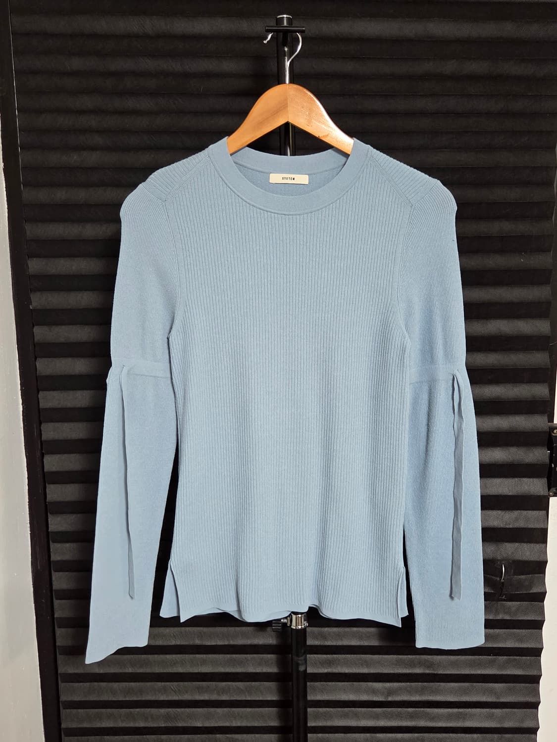 [시스템] 소매 스트랩 골지 라운드넥 니트 | 00205 상품이미지1