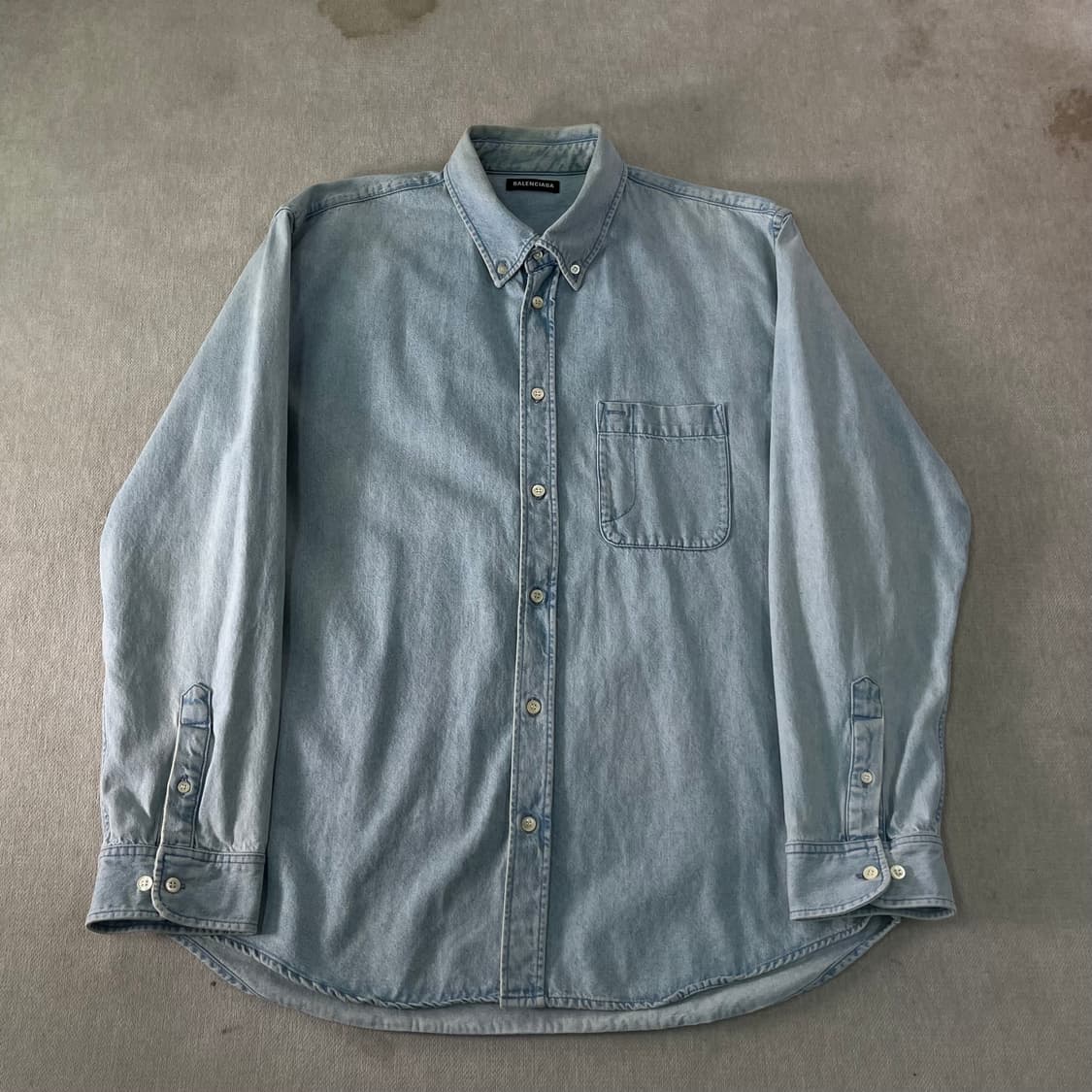 105 발렌시아가 19SS 백로고 데님 셔츠 상품이미지2