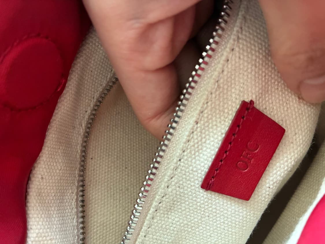 OF COURSE 커브 숄더백 레드(착용샷있음) 상품이미지5