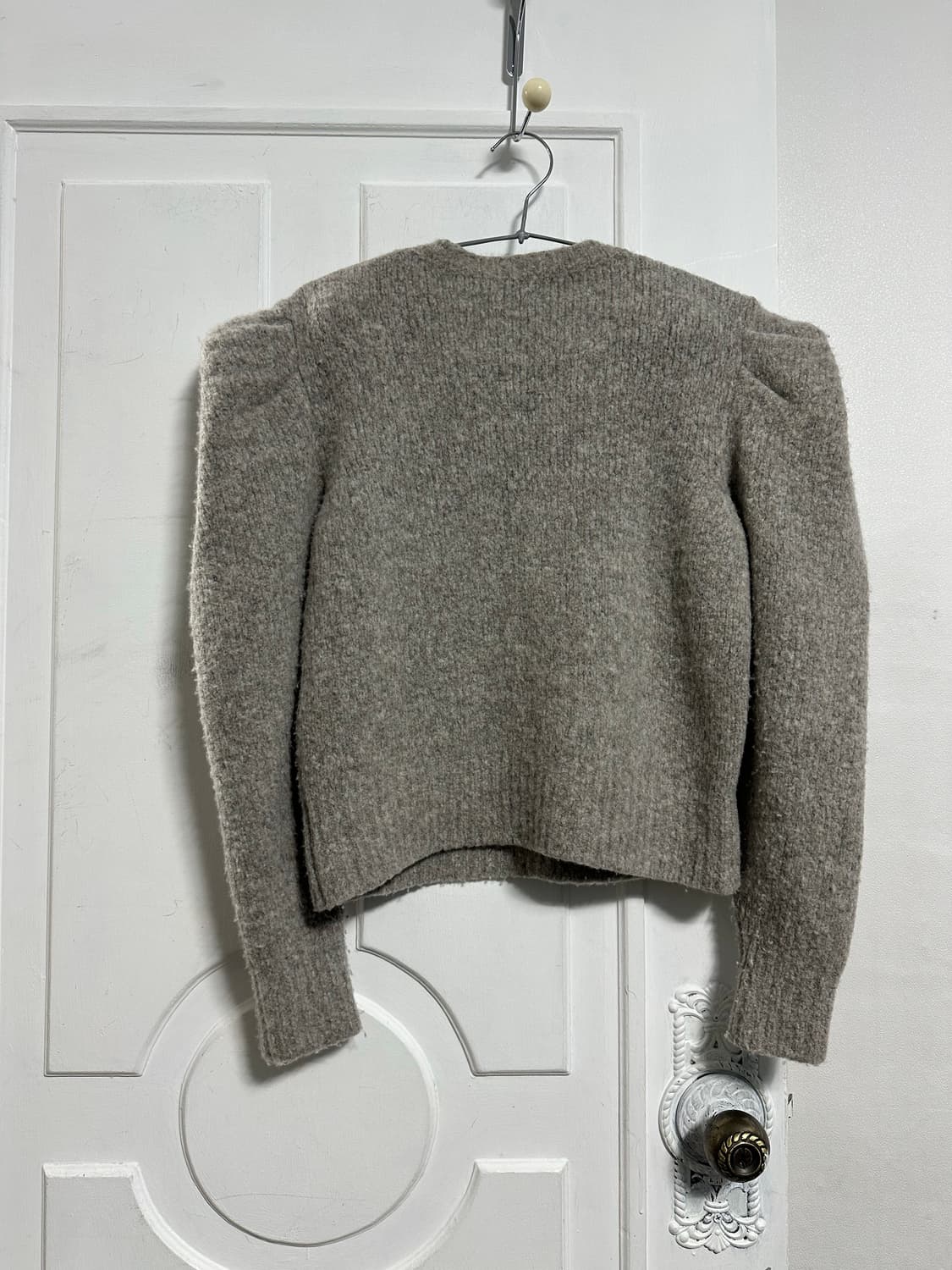 이로 IRO 퍼프 숄더 울 크롭 니트 상품이미지2