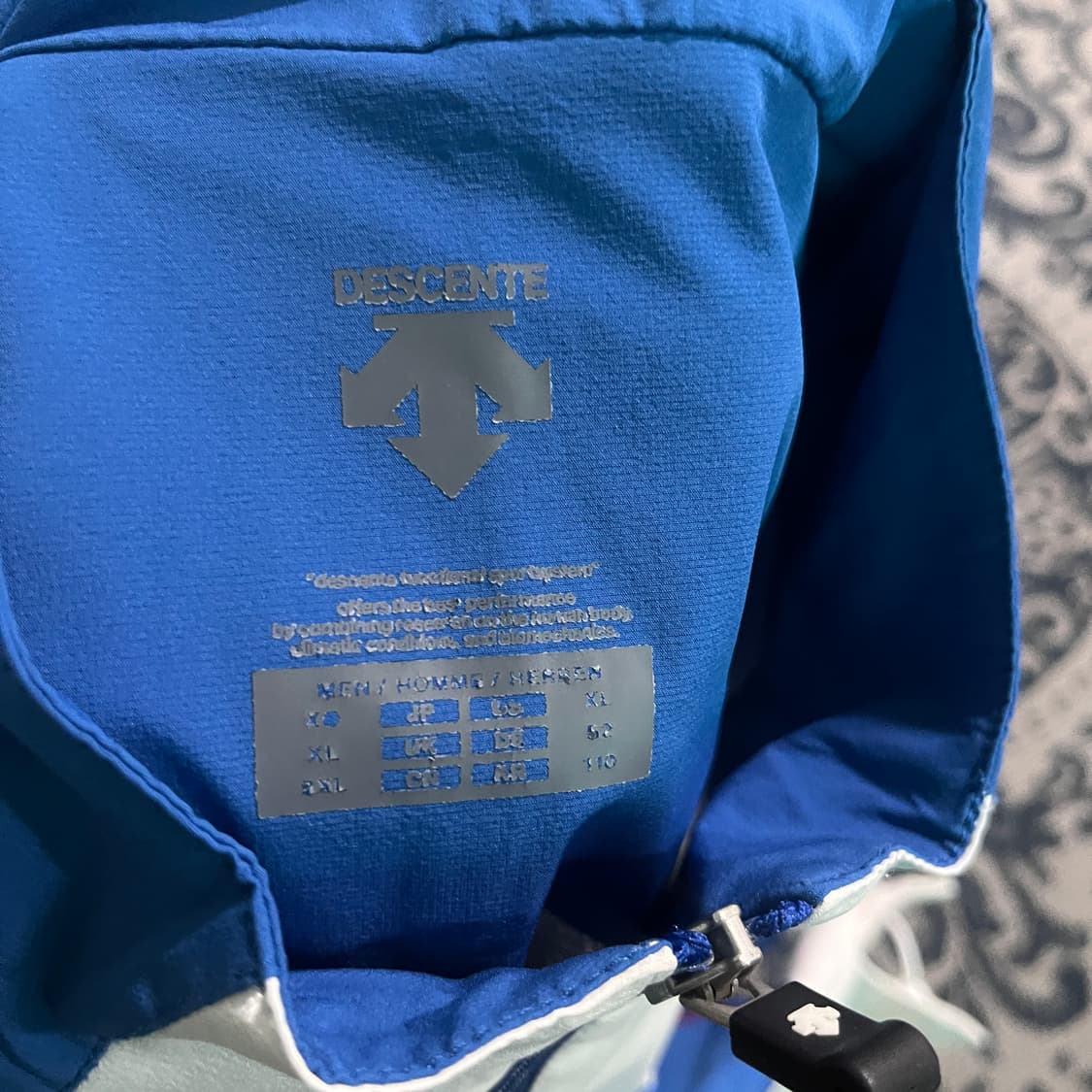 110 데상트 국가대표 올드스쿨 바람막이/W2720 상품이미지4