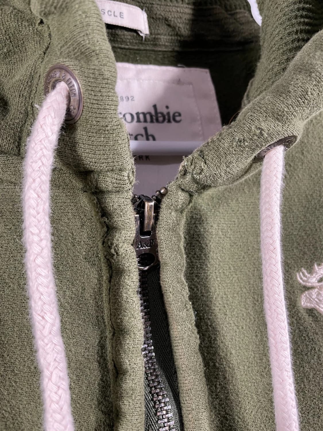 아베크롬비 앤 피치 Y2K 빈티지 머슬핏 후드 집업 상품이미지8