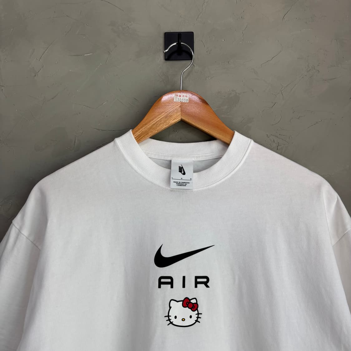 나이키 에어 NRG 헬로키티 반팔 상품이미지2