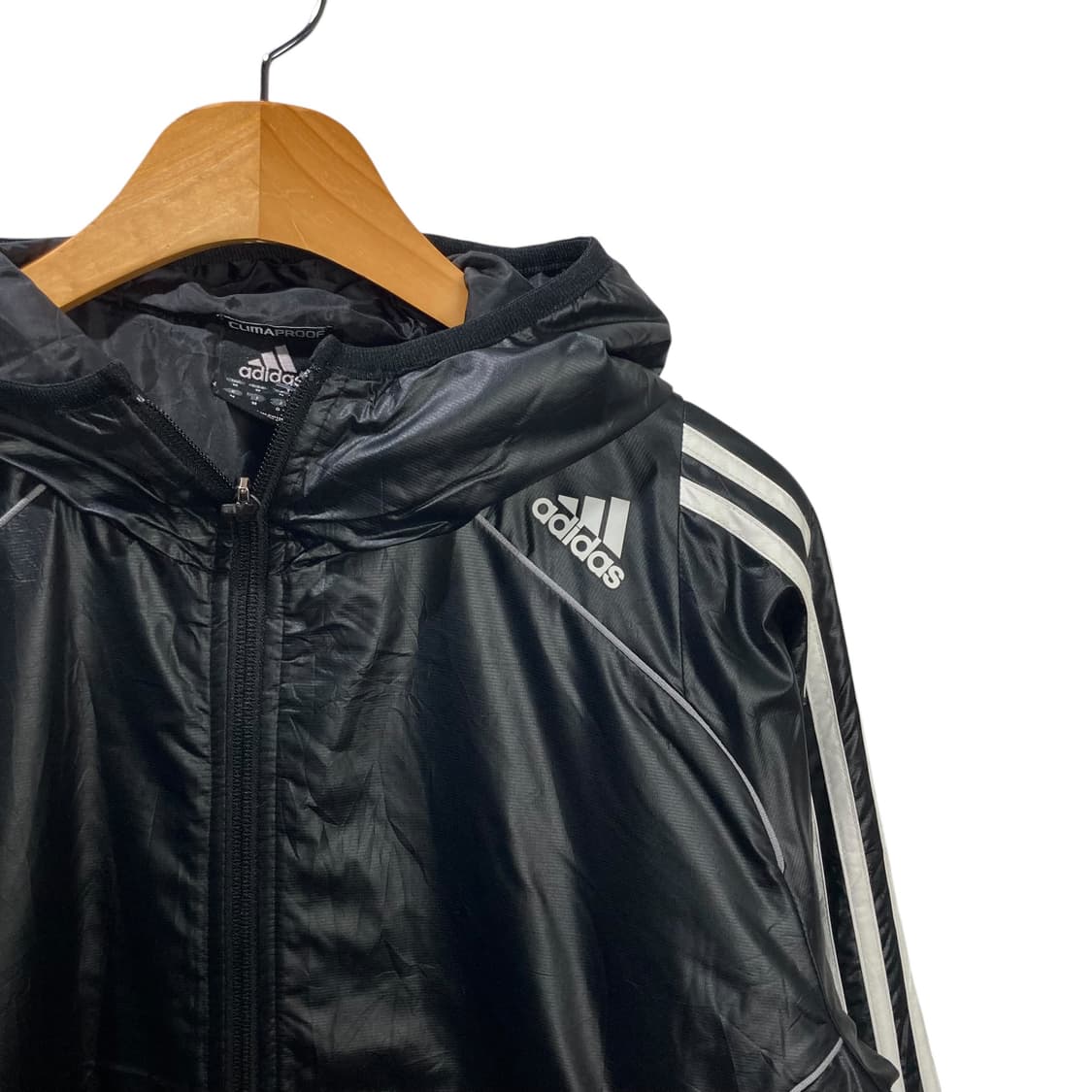 아디다스 사이드라인 블랙 유광 점퍼 상품이미지3