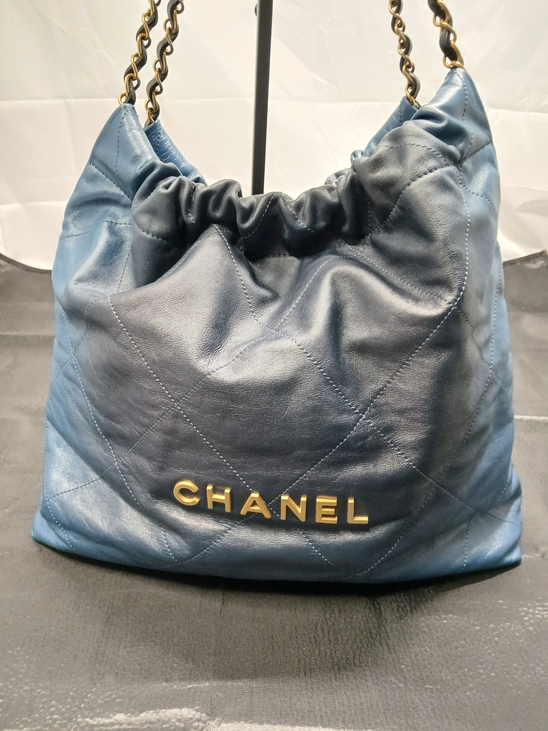 샤넬 22뱩 미디움 AS3261 상품이미지2