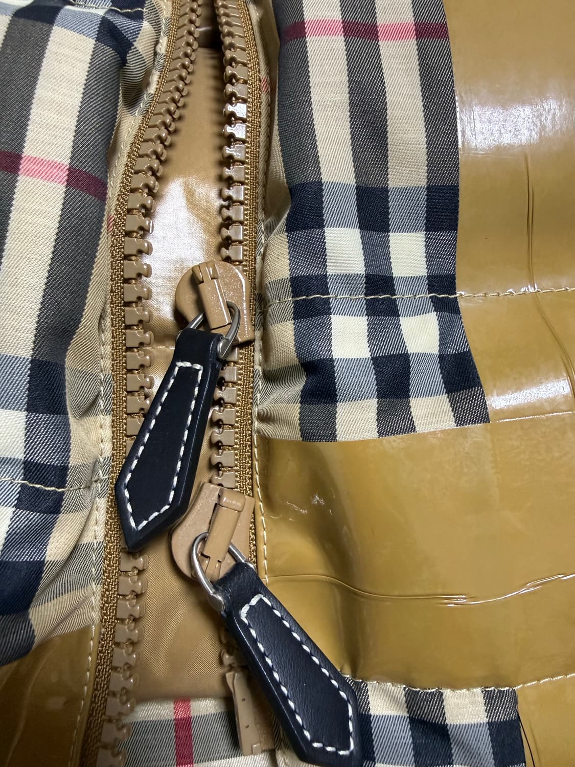 버버리 테잎 오버핏 패딩 (L) 상품이미지5