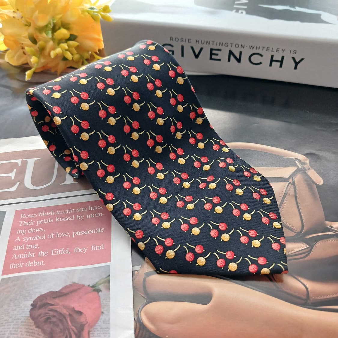 지방시 실크 블랙 체리 패턴 넥타이 9.7cm A+등급 A18789
 상품이미지2