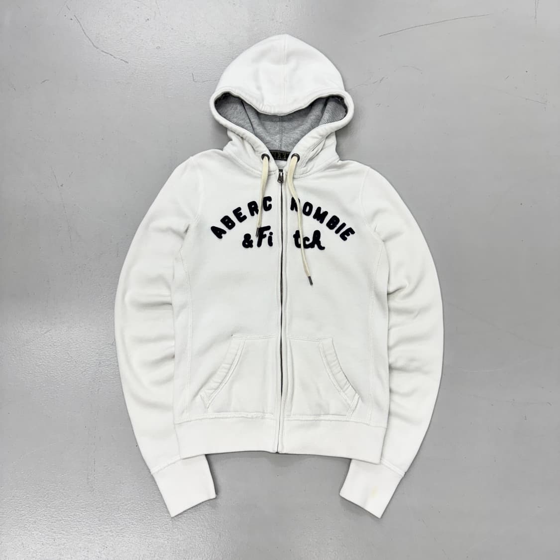아베크롬비 Y2K 딱붙 아치로고 후드집업 화이트 상품이미지2