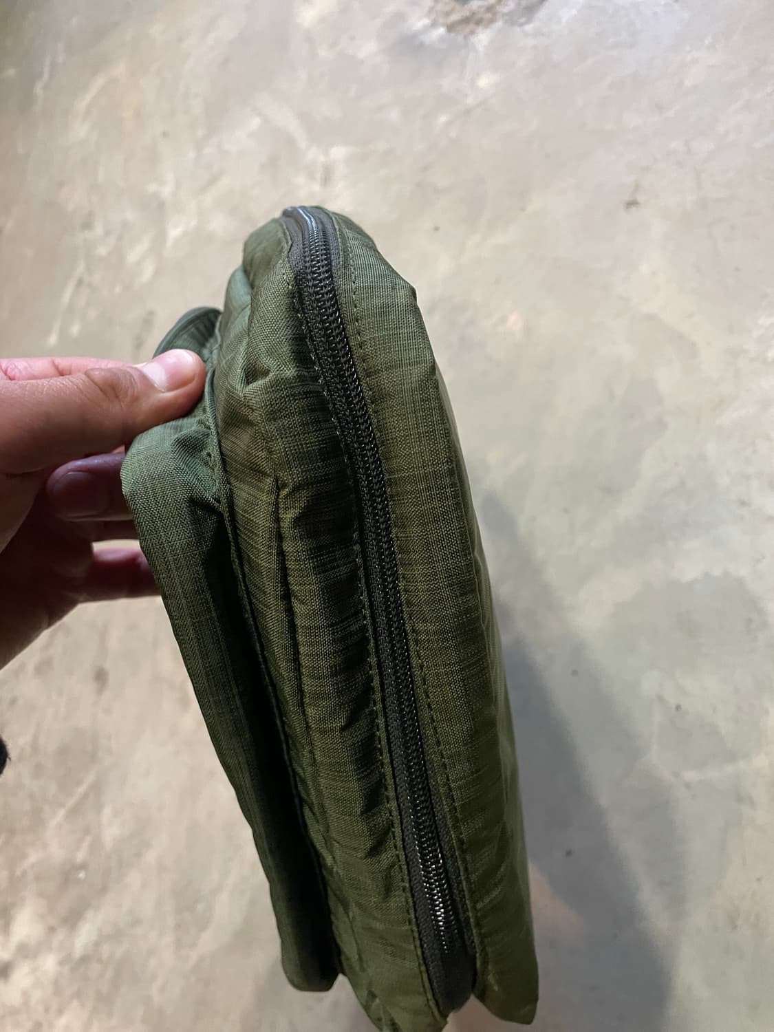 몽벨 카키 크로스백 상품이미지5