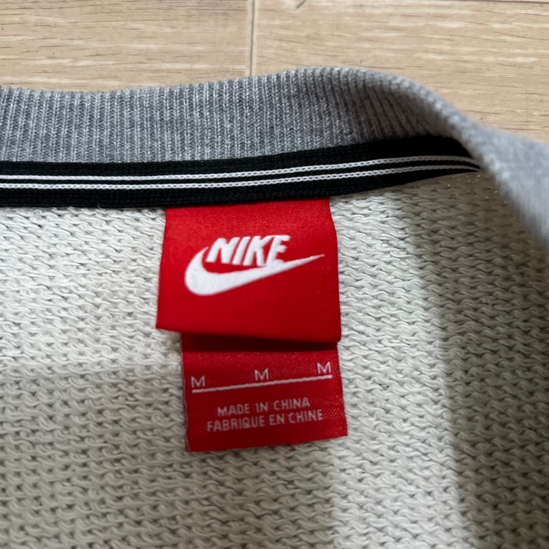 나이키 빅로고 배색 시보리 맨투맨 [그레이] M/95 상품이미지4