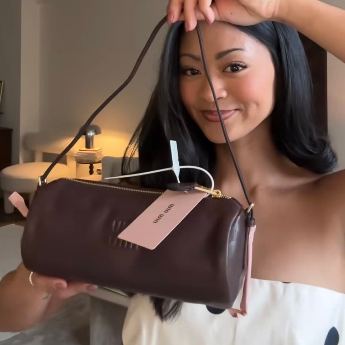 미우 미우 나파 레더 파우치 브라운 Miu Miu Nappa Leathe 상품이미지2