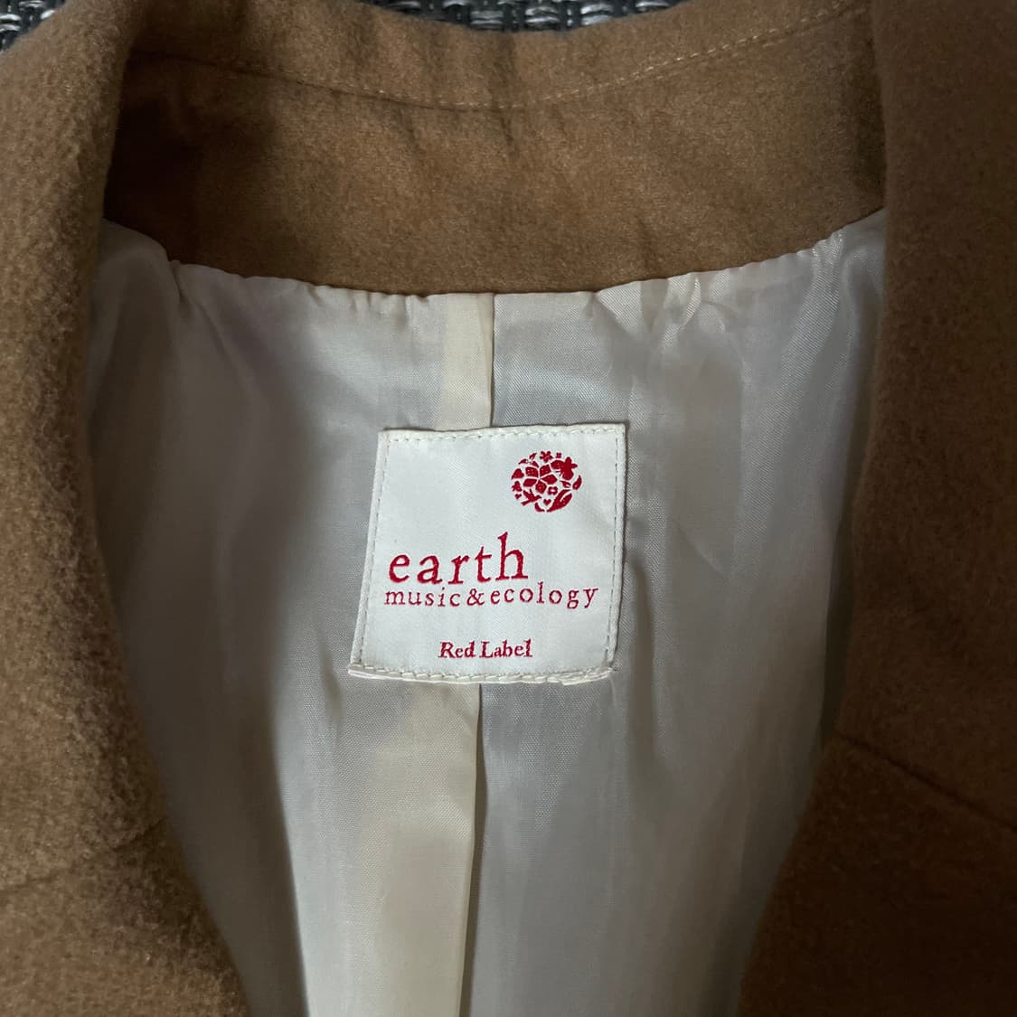 얼스뮤직앤이콜로지 베이지 싱글 코트 F 상품이미지4