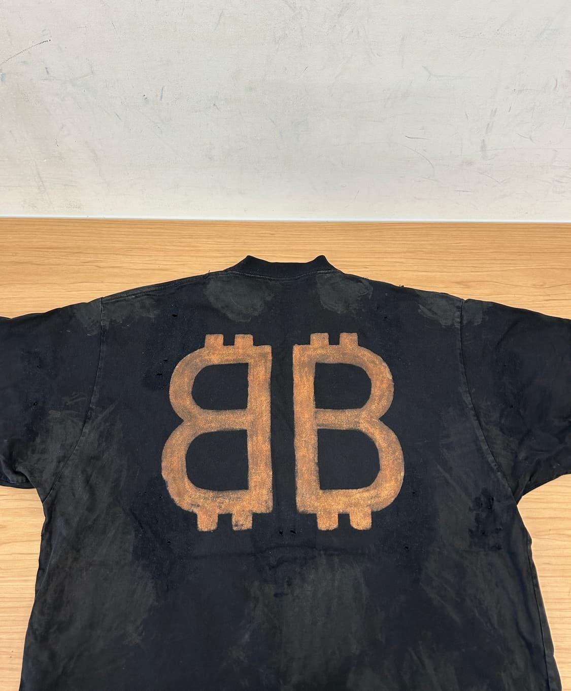 발렌시아가 크립토 반팔 상품이미지4