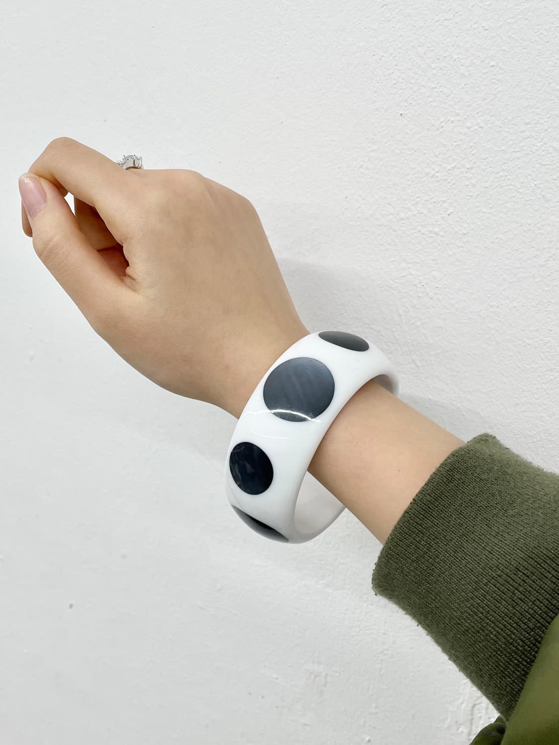 볼드 도트 뱅글 상품이미지1