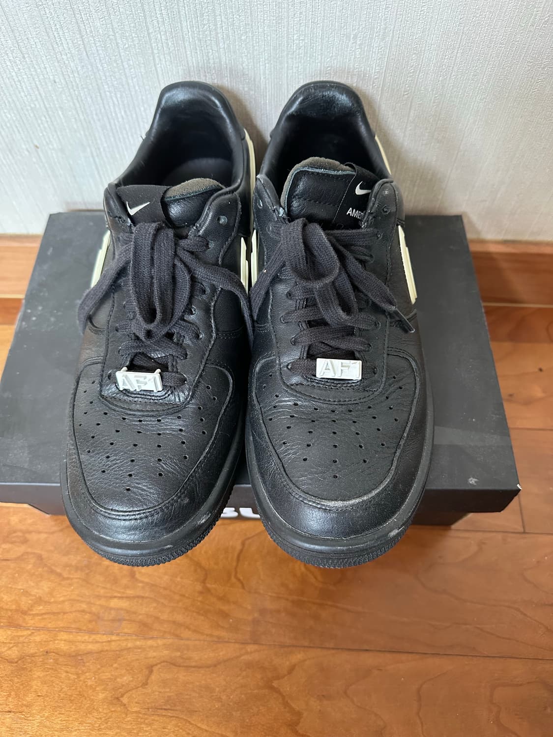 나이키 앰부쉬 에어포스 블랙 265 상품이미지5