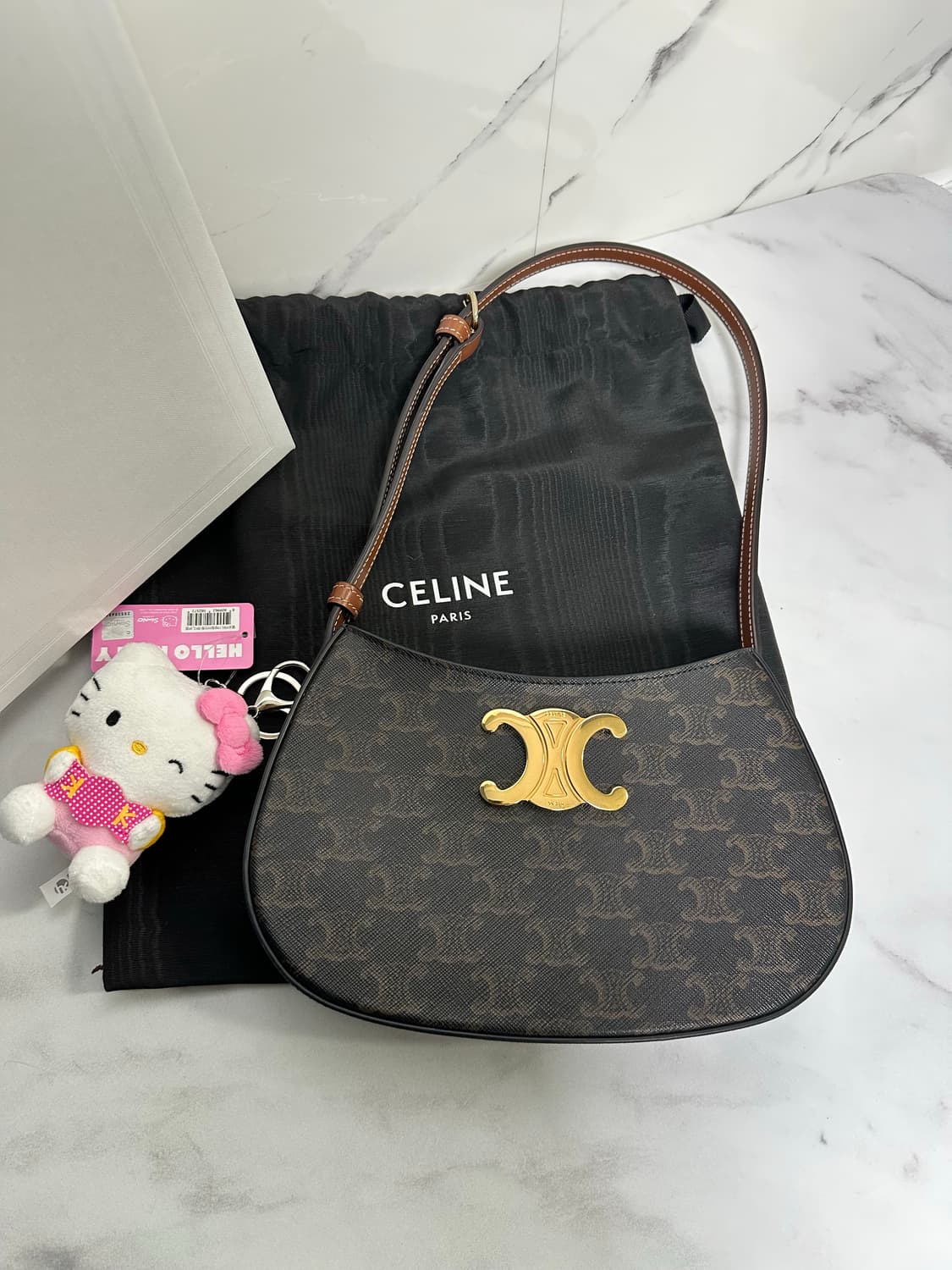 [A+ 정품] 셀리는 미디엄 틸리백 탄 상품이미지4