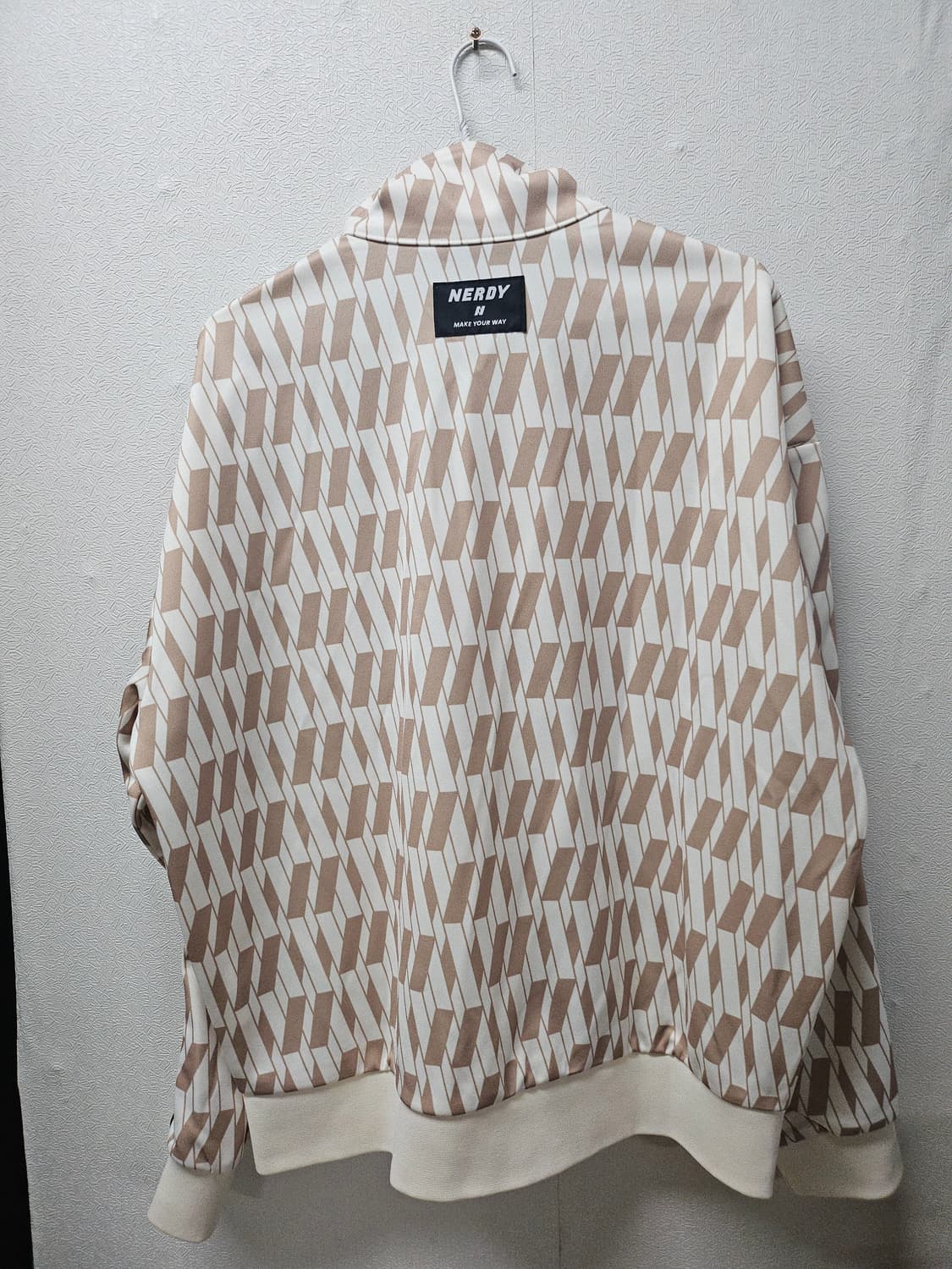 널디 패턴 트랙 자켓 아이보리 M 상품이미지3